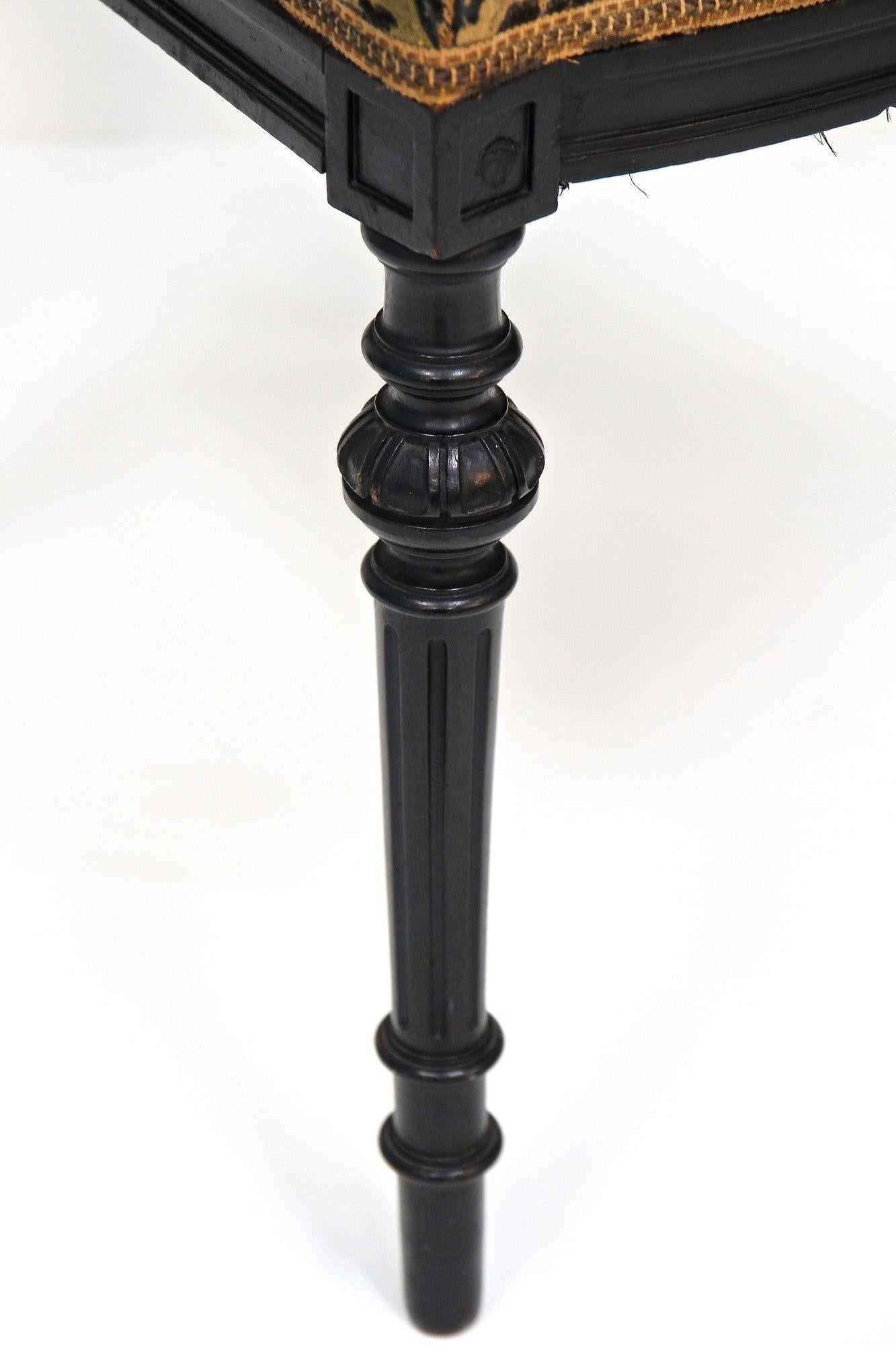Paar schwarze Beistellstühle aus dem 19. Jahrhundert, Originalpolsterung – FR ca. 1870 im Angebot 10