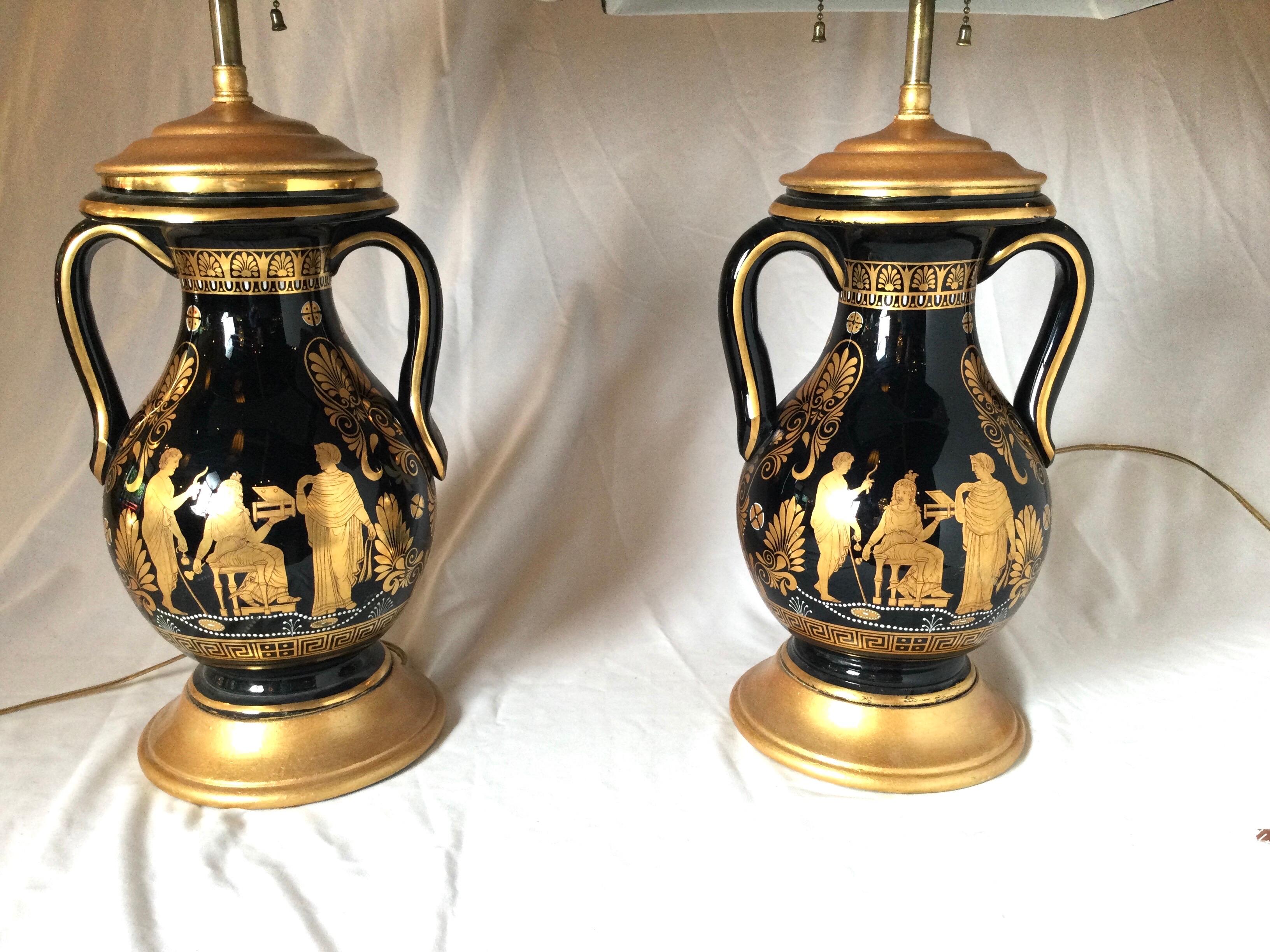 Greek Revival Pair of Black and Gilt Neoclassical Urn Lamps For Sale