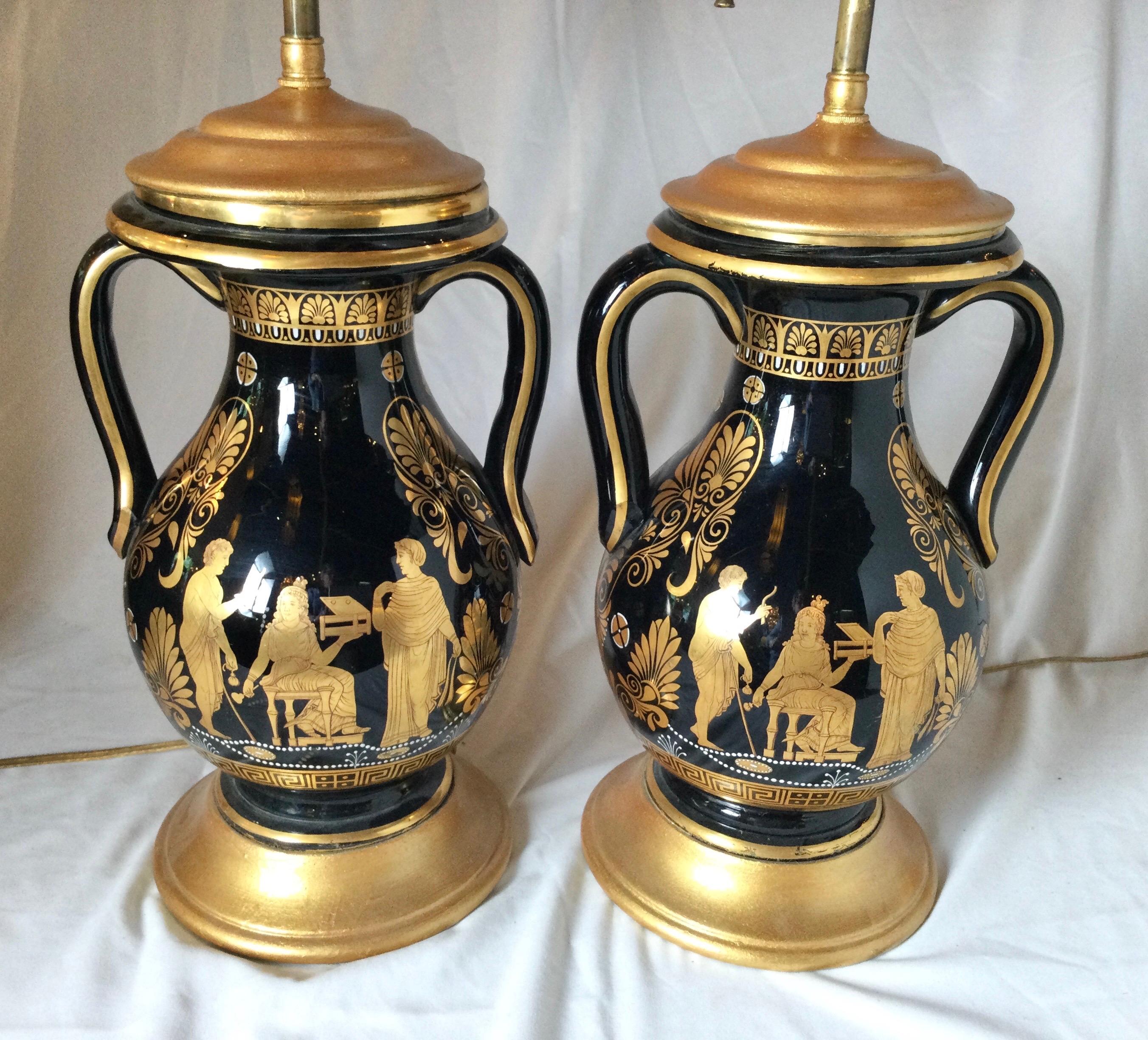 Pair of Black and Gilt Neoclassical Urn Lamps For Sale 1