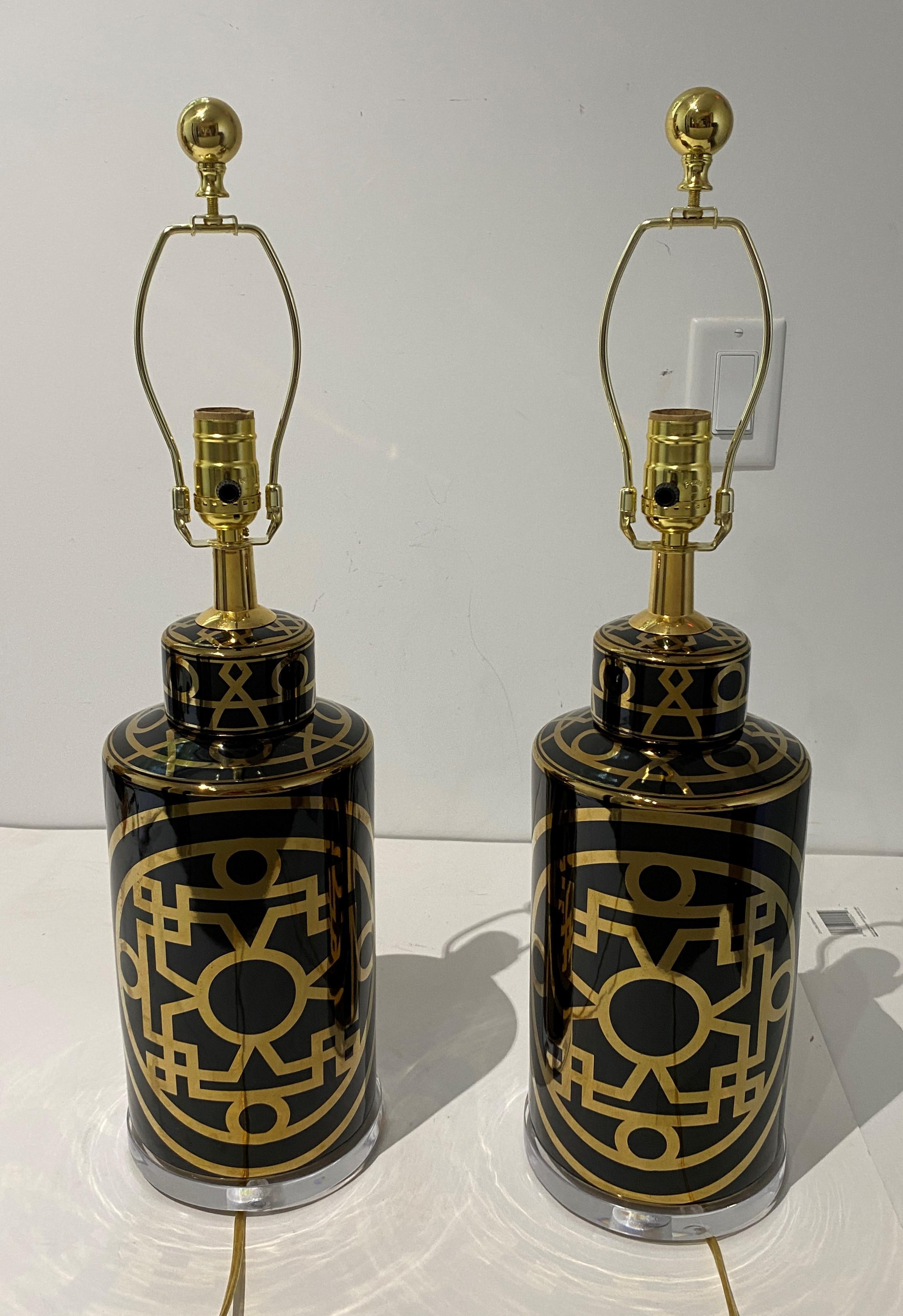 Pair of Hollywood Regency Table Lamps Style of James Mont In Good Condition For Sale In West Palm Beach, FL