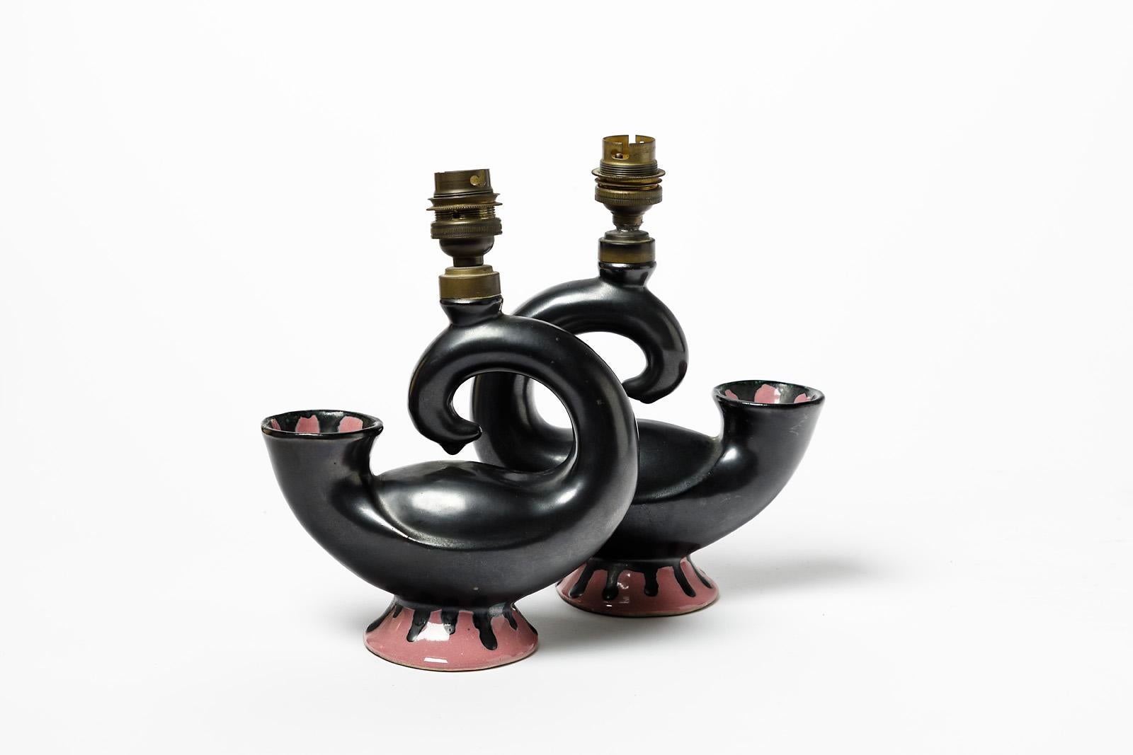 Pair of Black and Pink Abstract Ceramic Table Lamp, circa 1950, 20th Century In Excellent Condition For Sale In Neuilly-en- sancerre, FR