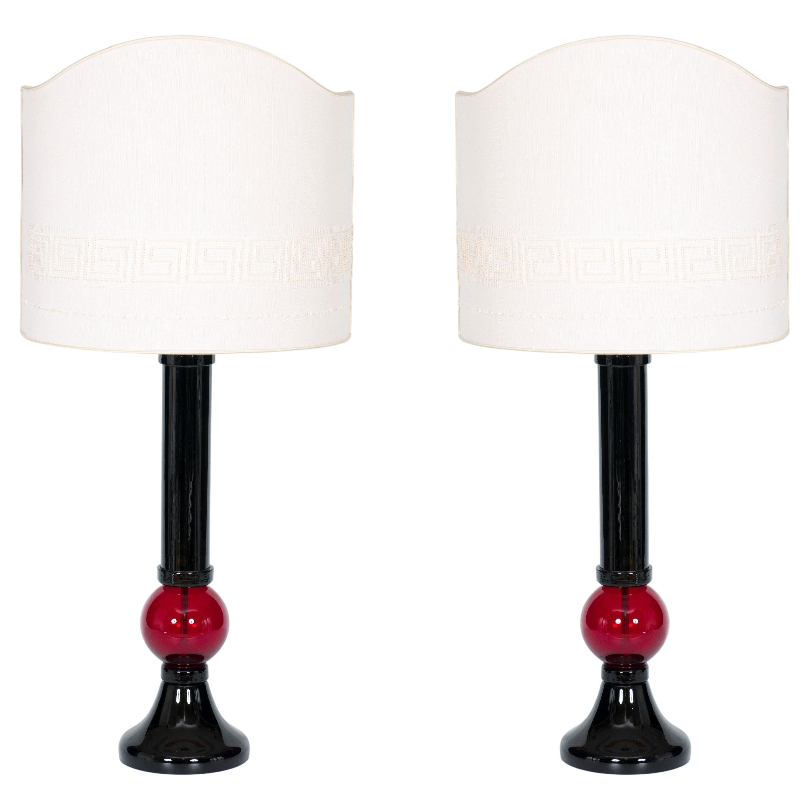 Paire de lampes de table noires et rouges en verre soufflé de Murano, 21e siècle