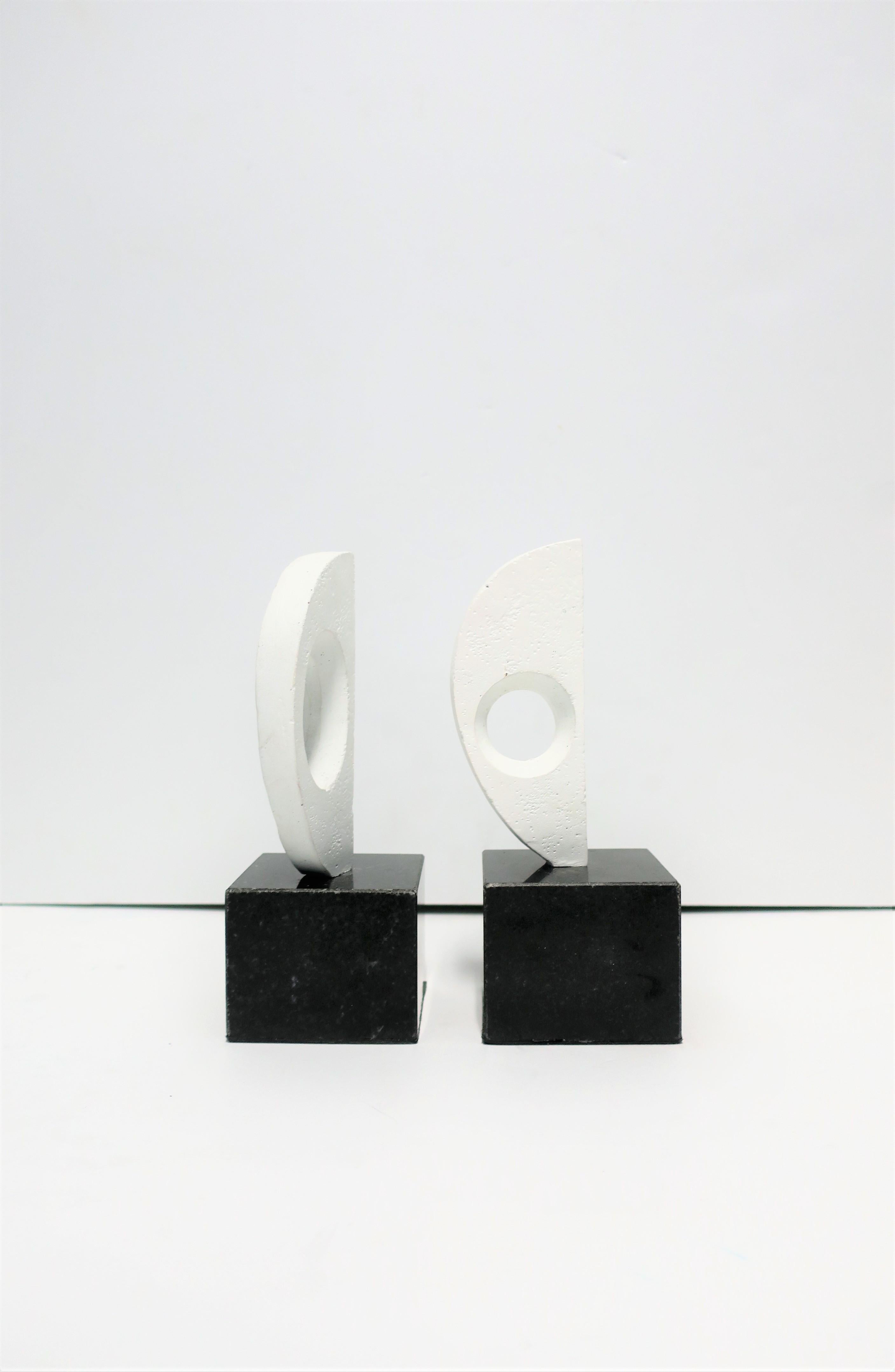 Modern Black and White Plaster Abstract Sculptures or Bookends on Marble Bases