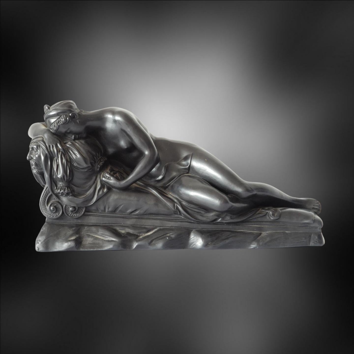 Anglais Paire de figures couchées en basalte noir, Cléopâtre et Lucrèce, Neale vers 1780 en vente