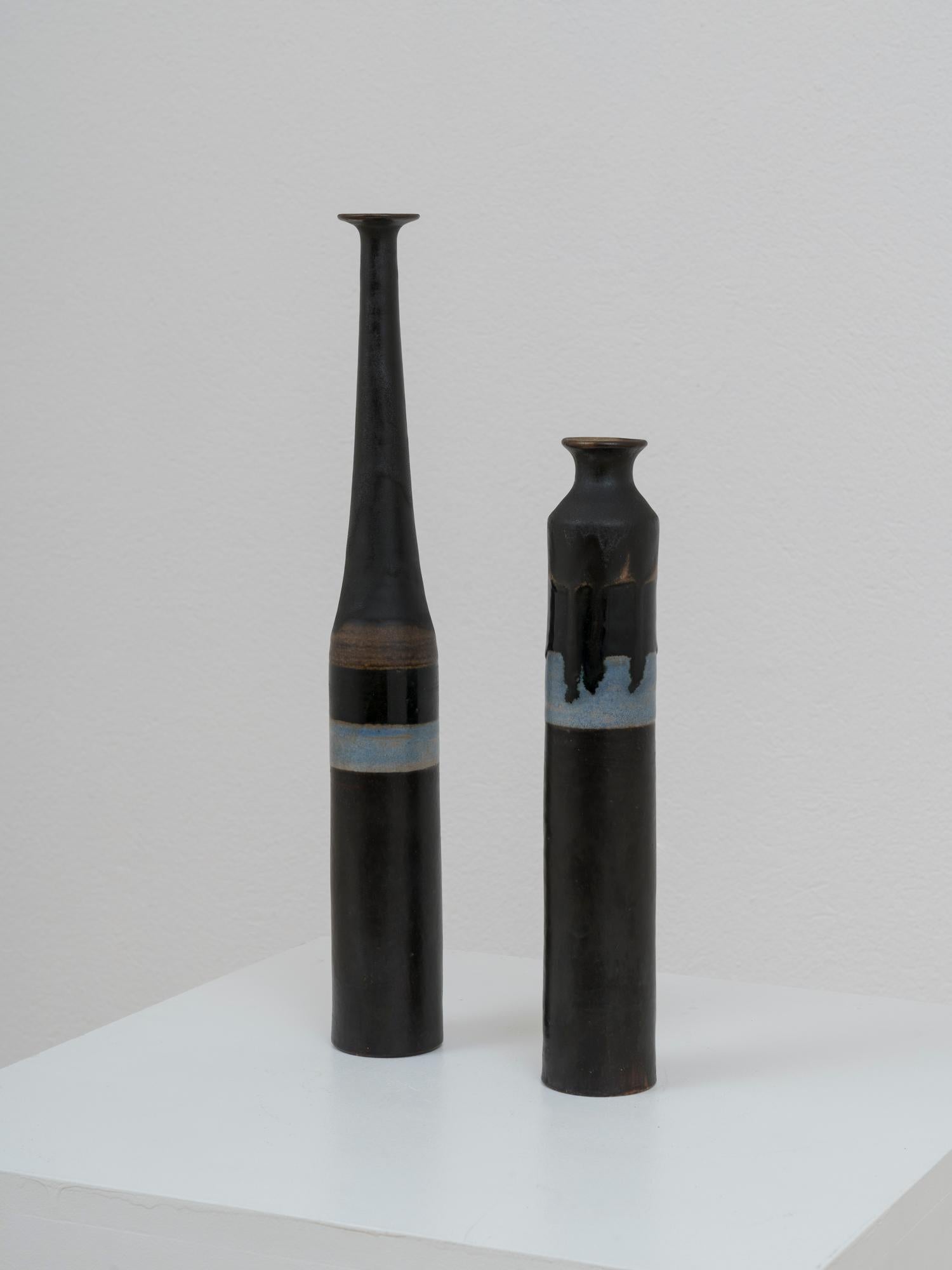 Mid-Century Modern Pair of Black Ceramic bottles by Bruno Gambone, 1970s  For Sale