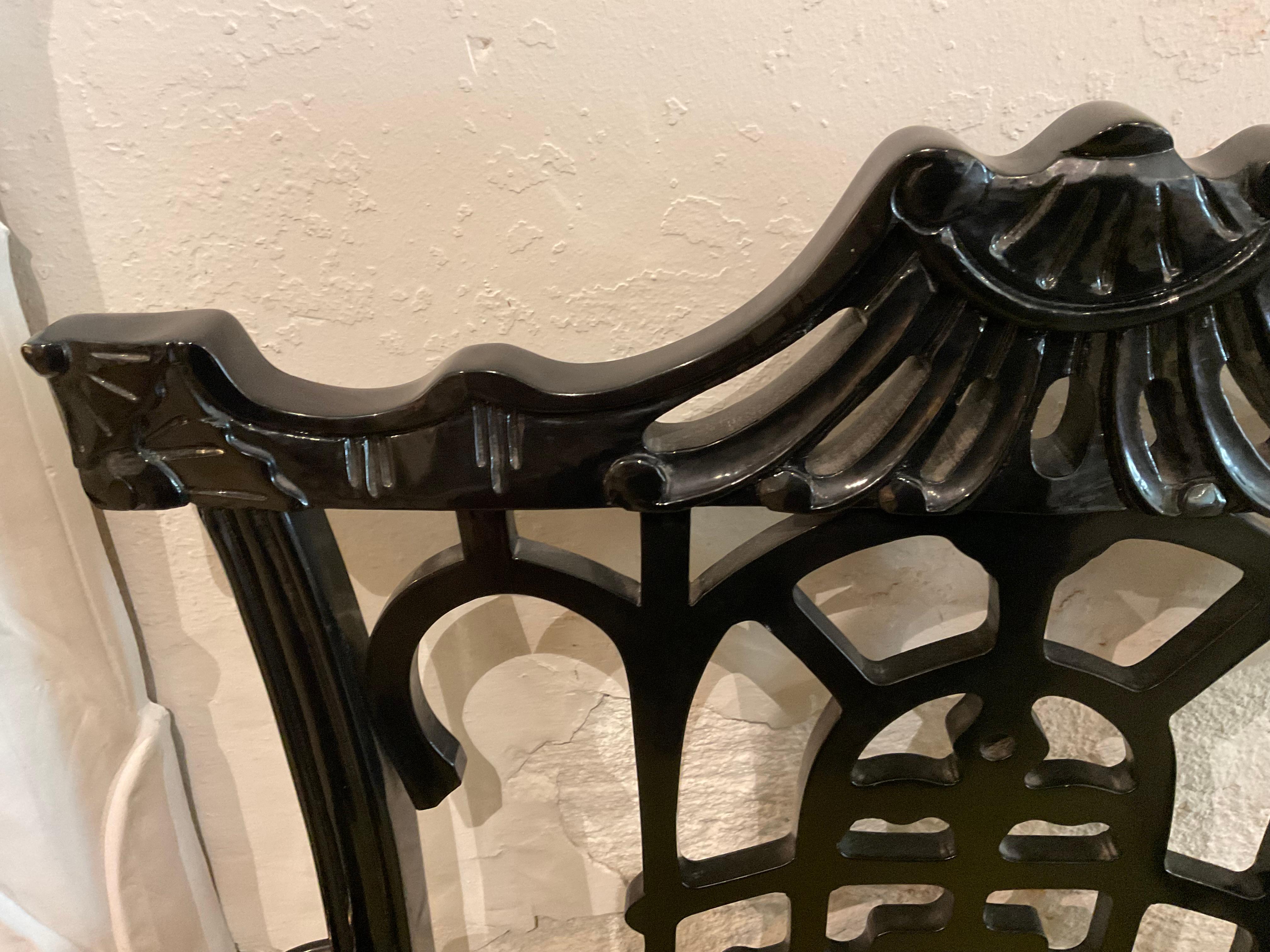 North American Pair of Black Chinese Chippendale Dining Arm Chairs For Sale