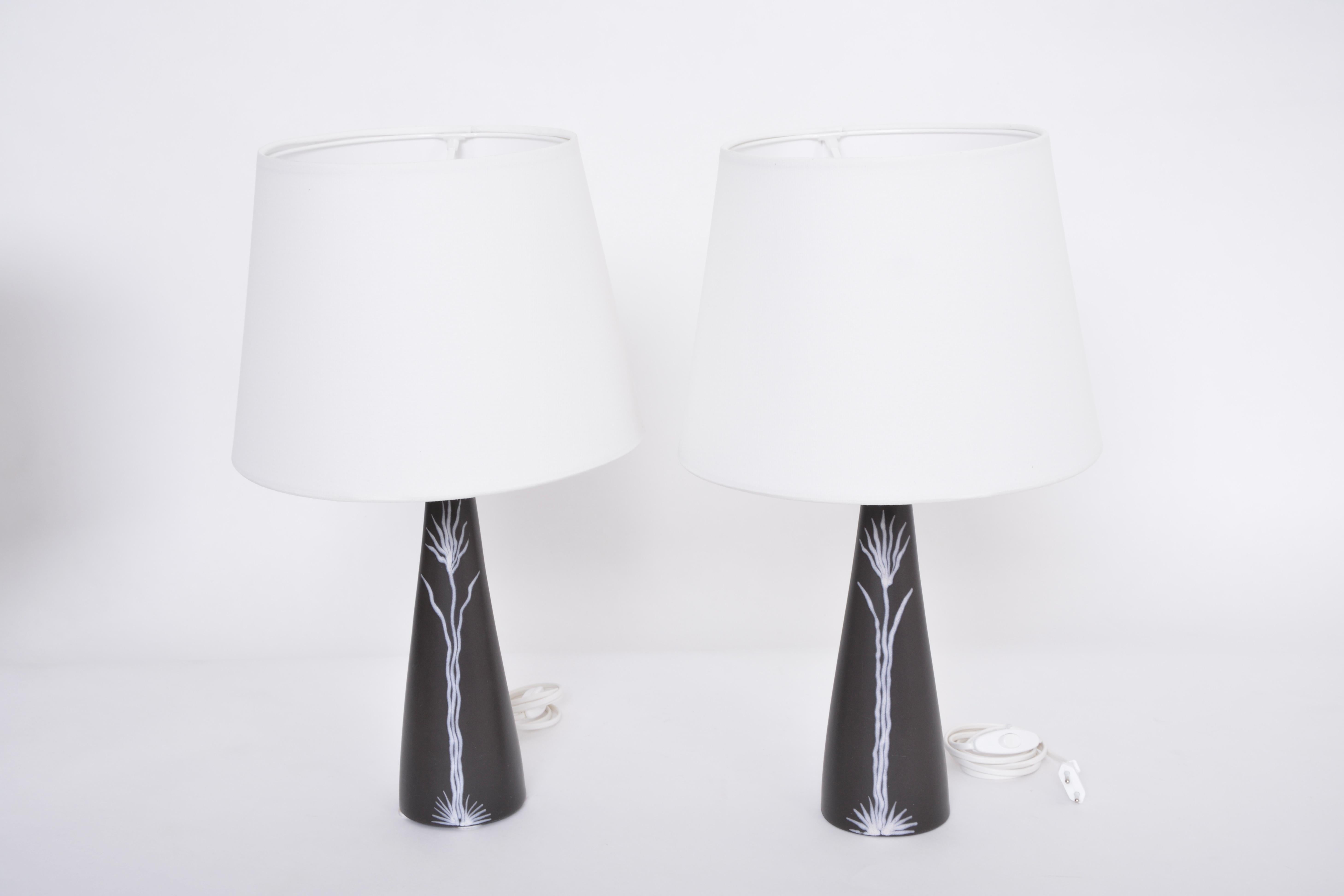 Pair of Black Danish Midcentury Ceramic Table Lamps by Holm Sorensen for Søholm For Sale 2
