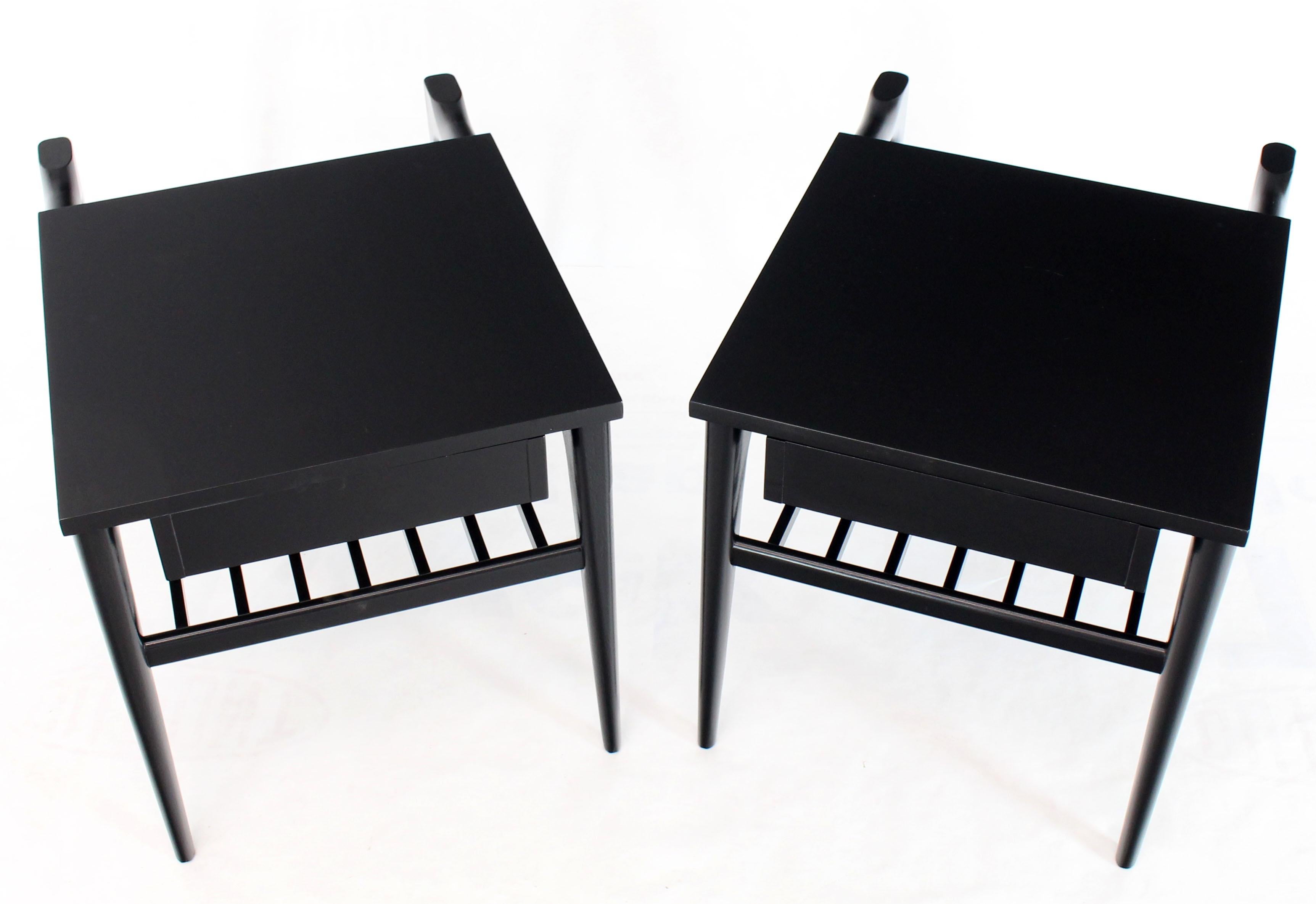 Pair of Black Ebonised One Drawer End Nightstands with Magazine Rack Sculptural For Sale 5