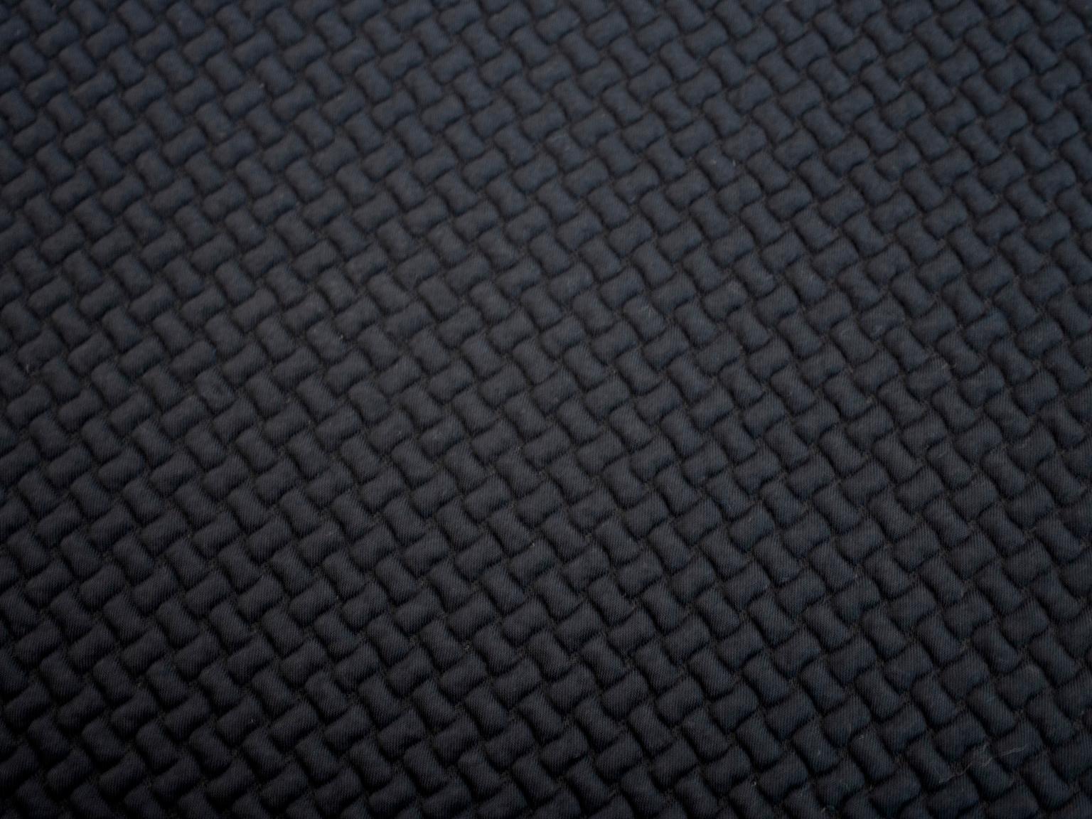Paar schwarze Elettra-Loungesessel von Arflex im Angebot 1