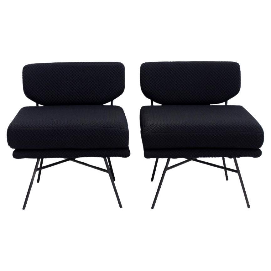 Pair of Black Elettra Lounge Chairs by Arflex