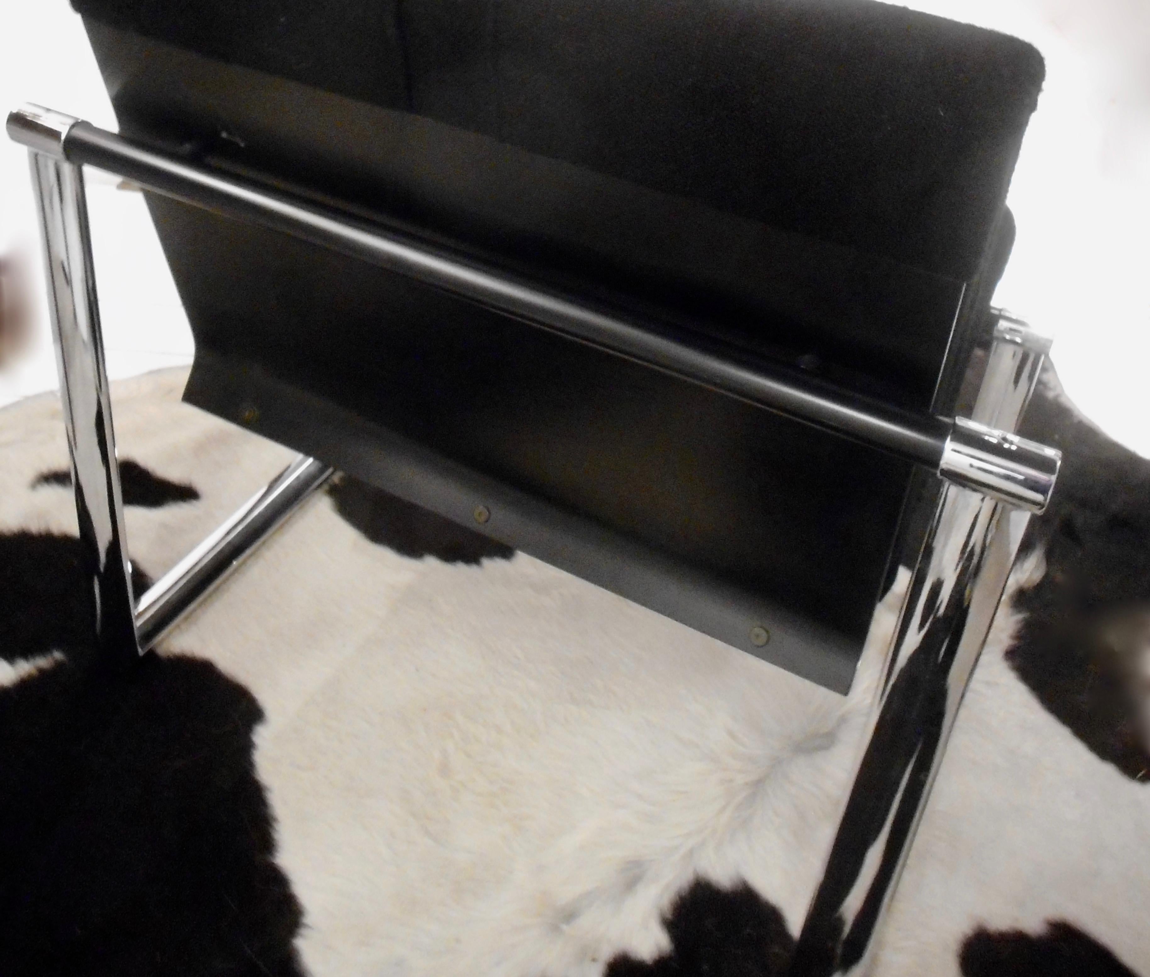 Pair of Black Fabric and Chromed Metal Visitors Chairs by P.Fancelli (Moderne) im Angebot