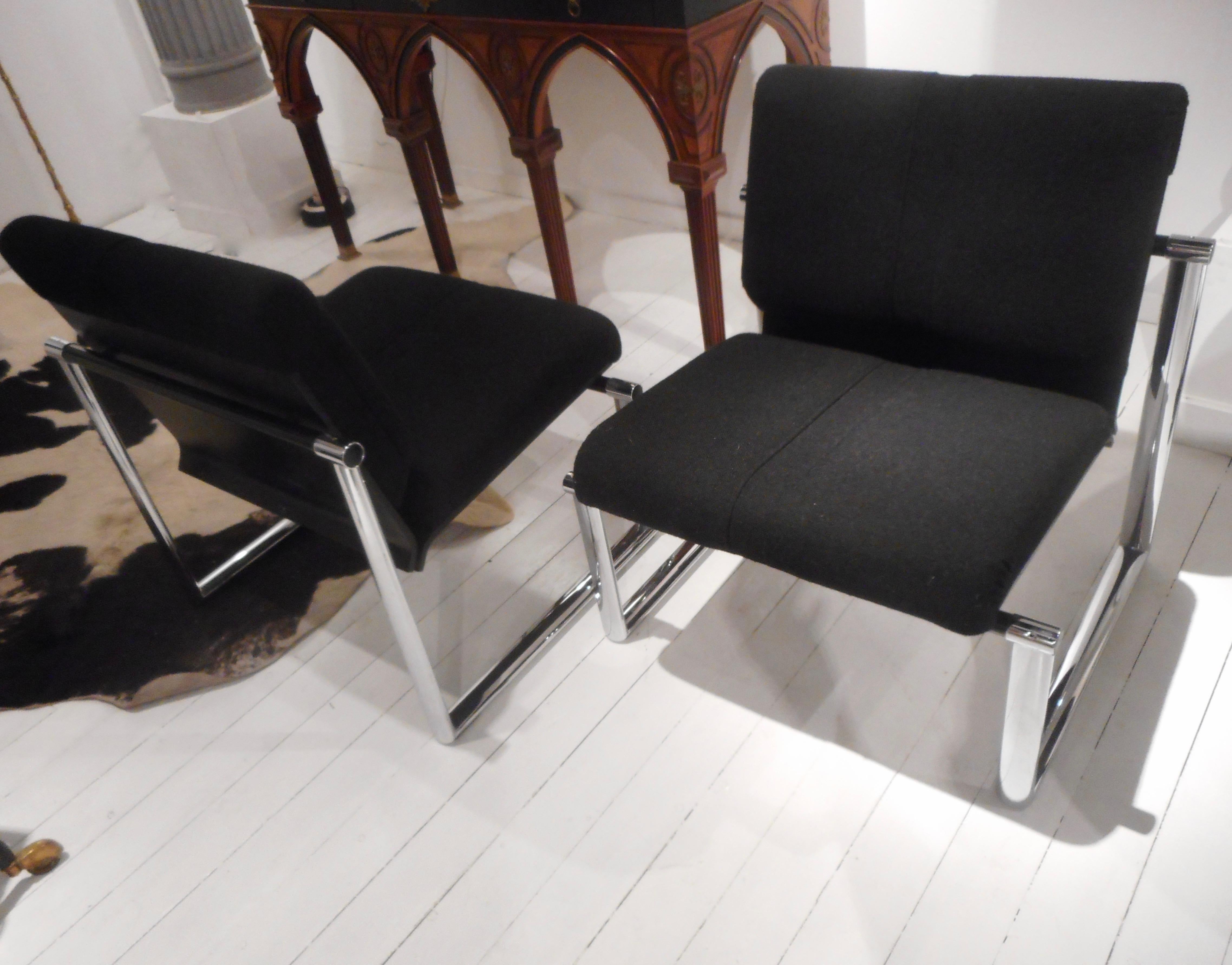 Pair of Black Fabric and Chromed Metal Visitors Chairs by P.Fancelli im Angebot 1