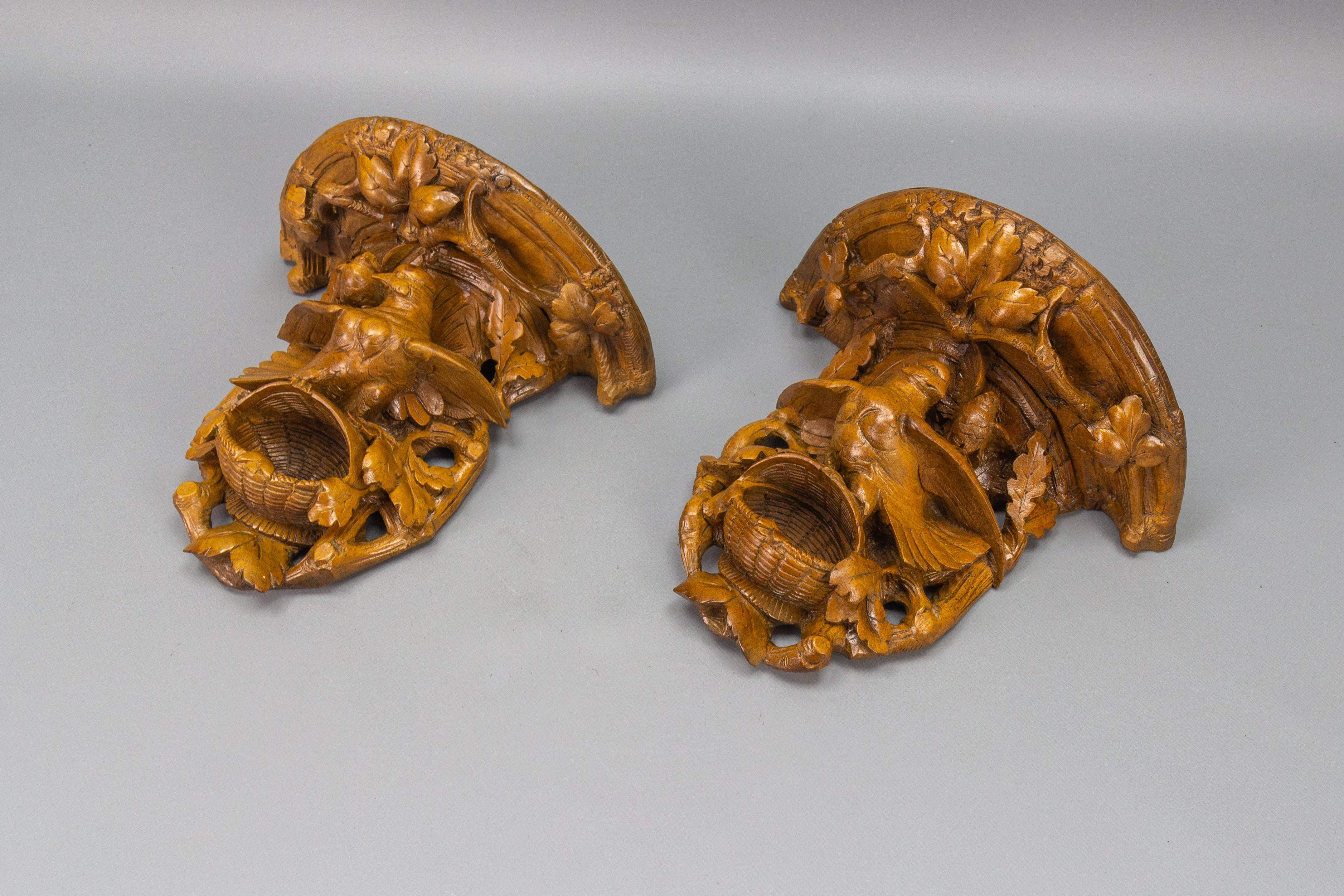 Pair of Black Forest Carved Walnut Bird Nest Wall-Mounted Consoles, ca. 1920 For Sale 4