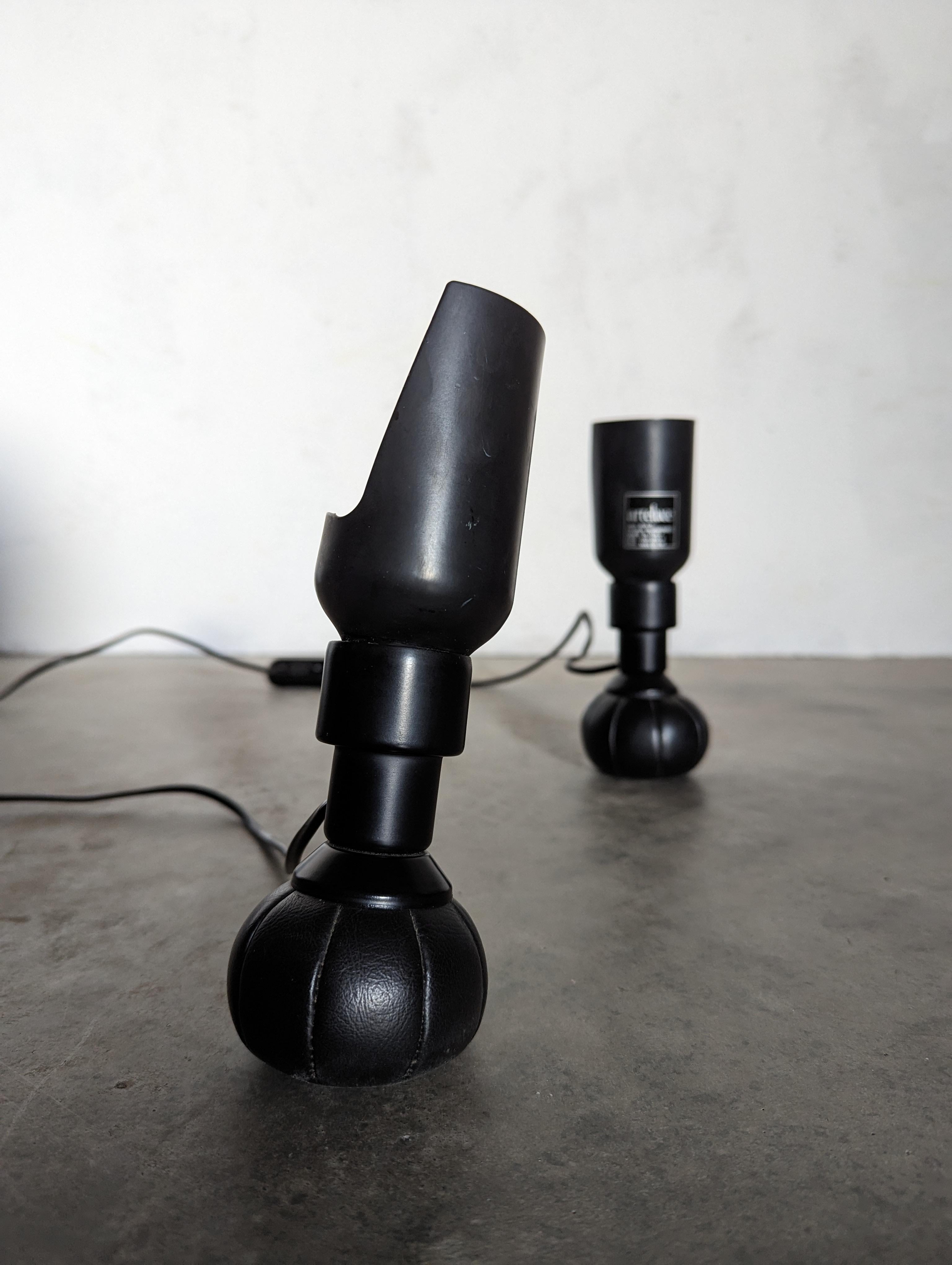 Paire de lampes de table noires GINO SARFATTI 600/P modèle pour ARTELUCE en vente 6
