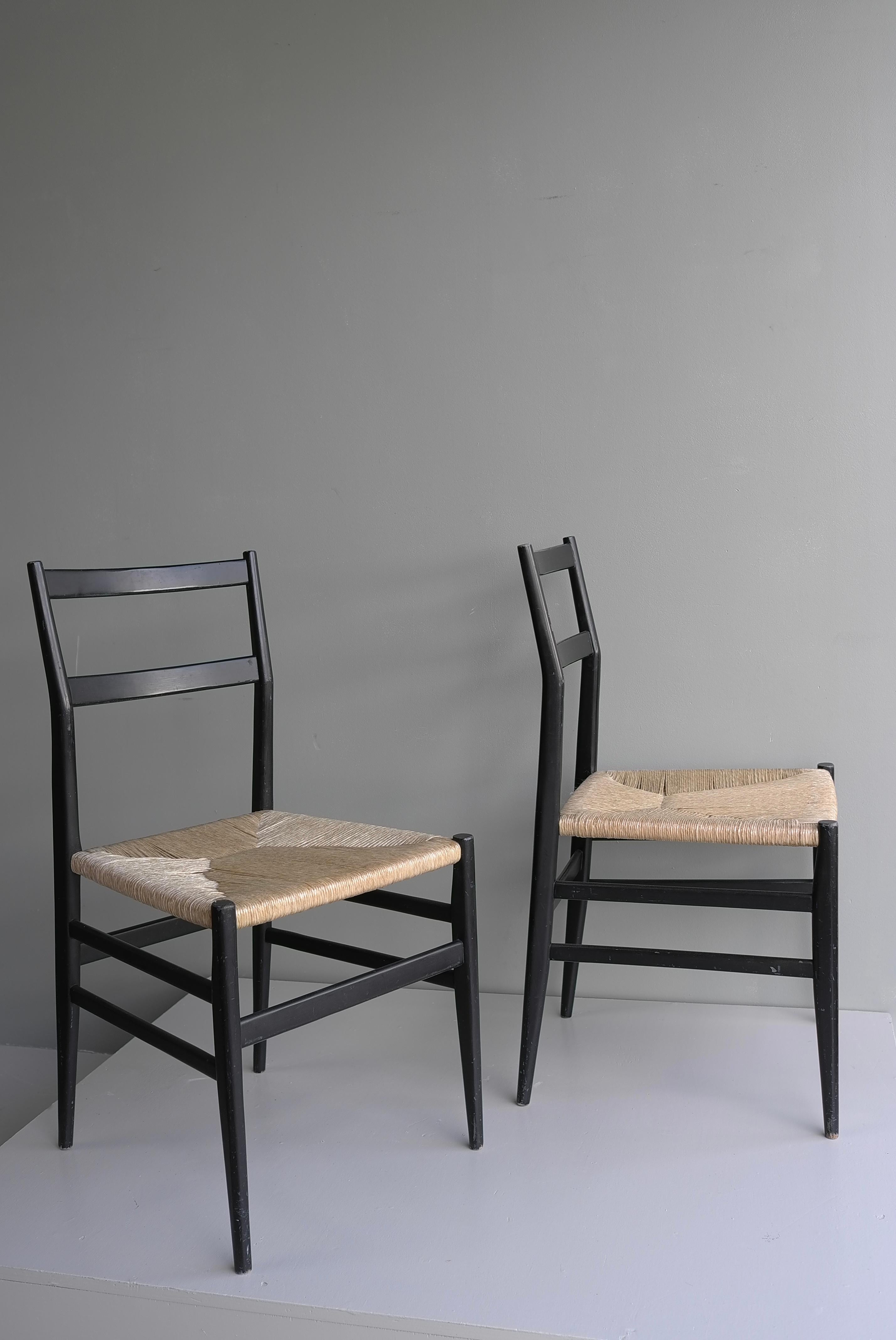 Italian Pair of Black Gio Ponti Leggera Chairs with Cord Seat, Italy, 1951 For Sale