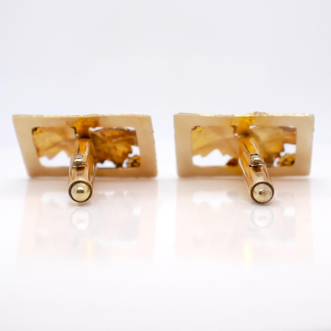 Men's Pair of Black Hills Gold Grape Leaf Yellow & Pink Gold Cufflinks by Landstrom's For Sale