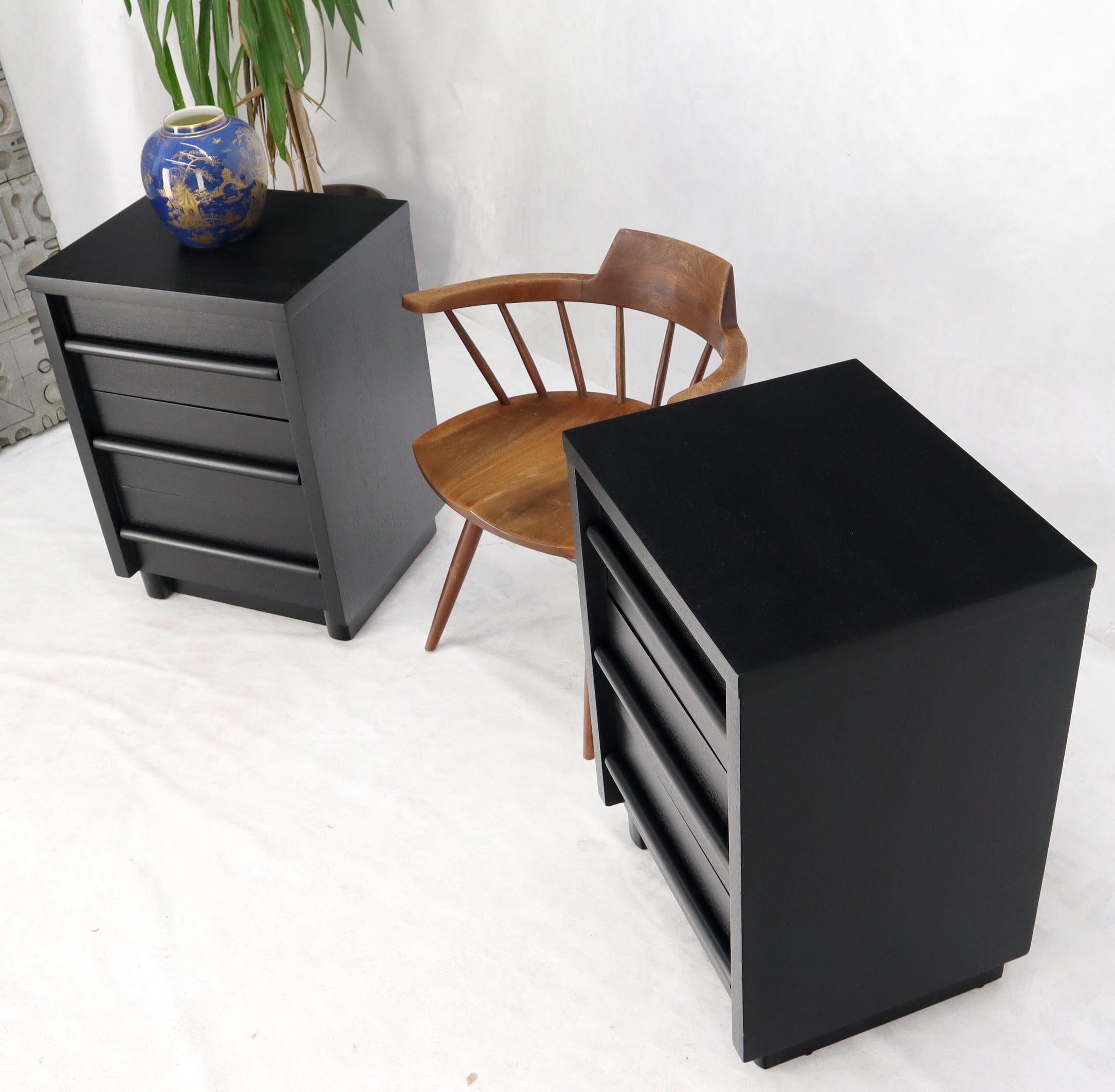 Mid-Century Modern Pair of Black Lacquer 3 Drawer End Tables Nightstands Cabinets