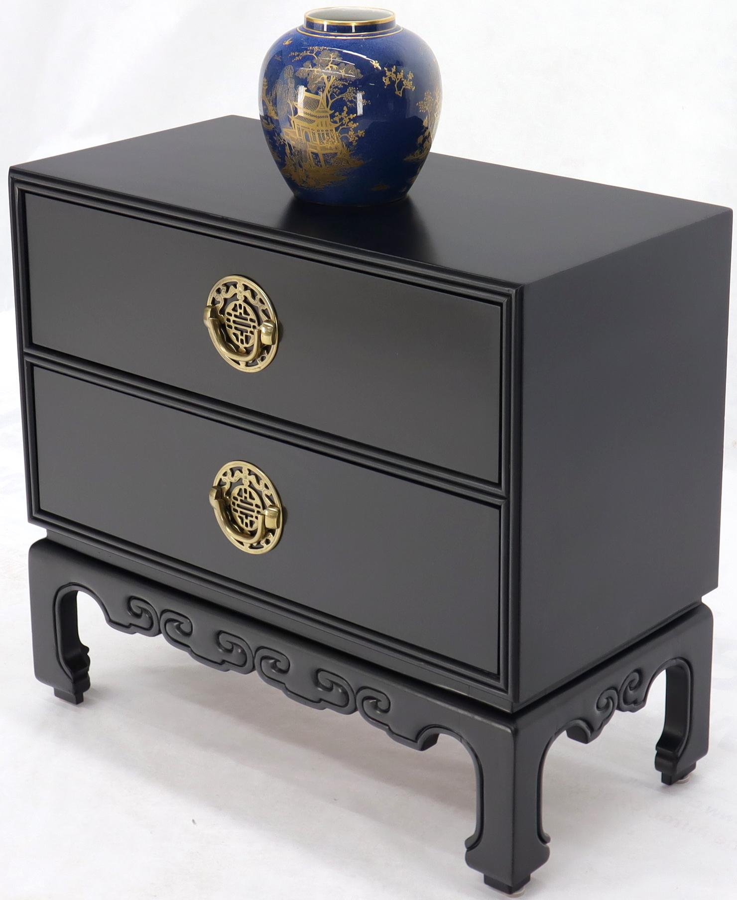 Pair of Black Lacquer Brass Hardware Two Doors Oriental End Tables or Nightstand 4