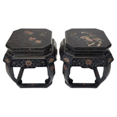 Pareja de Taburetes con Detalles de Chinoiserie Lacados en Negro