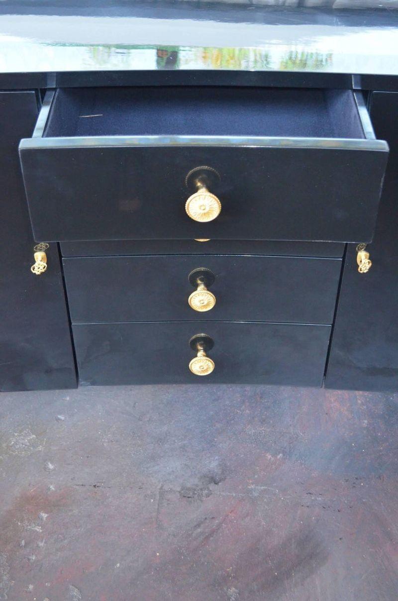 Hollywood Regency Pair of Black Lacquer Commodes For Sale