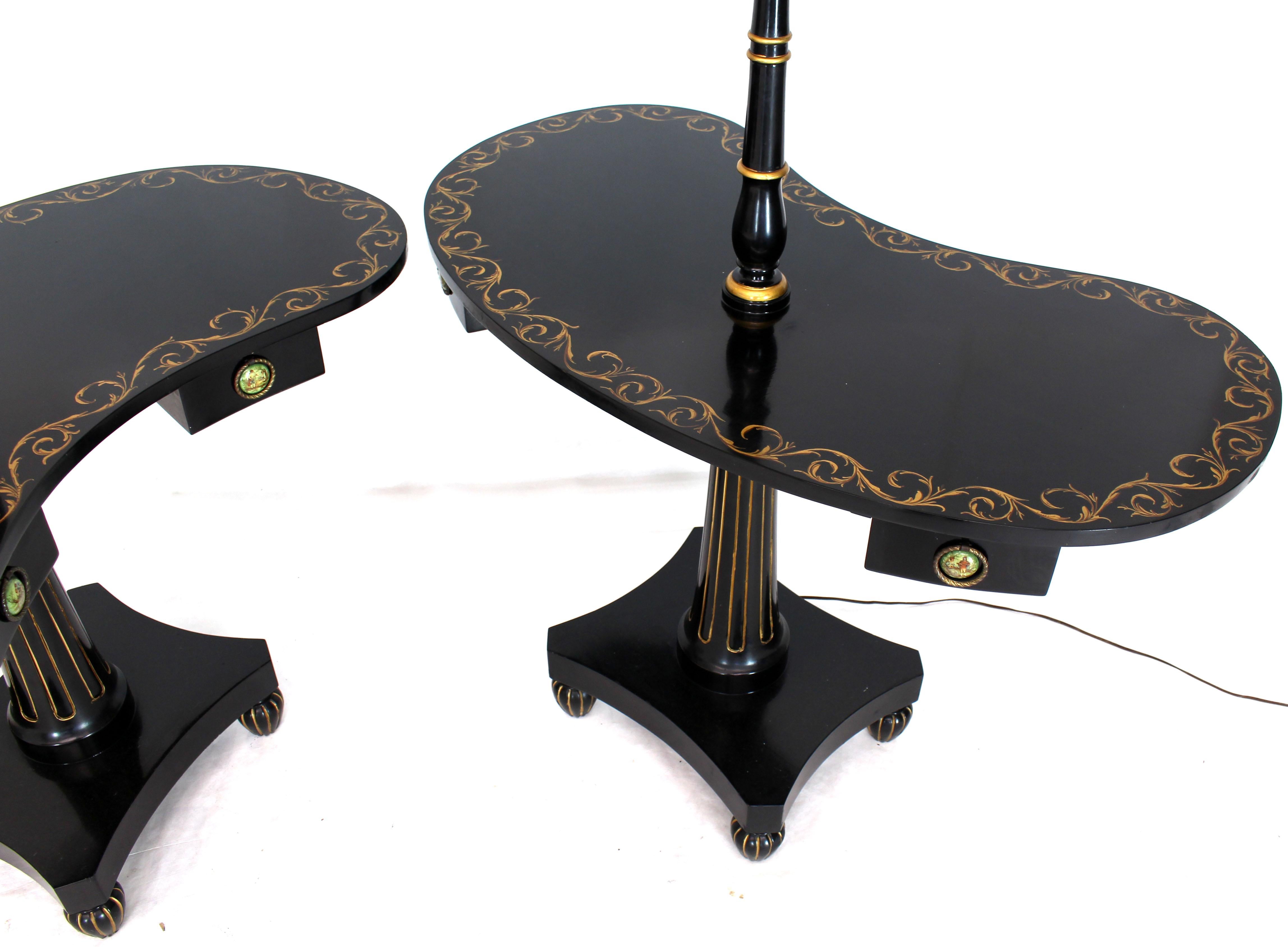 Art Deco Pair of Black Lacquer Gold Decorated Kidney Shape Deco Floor Lamps Side Tables For Sale