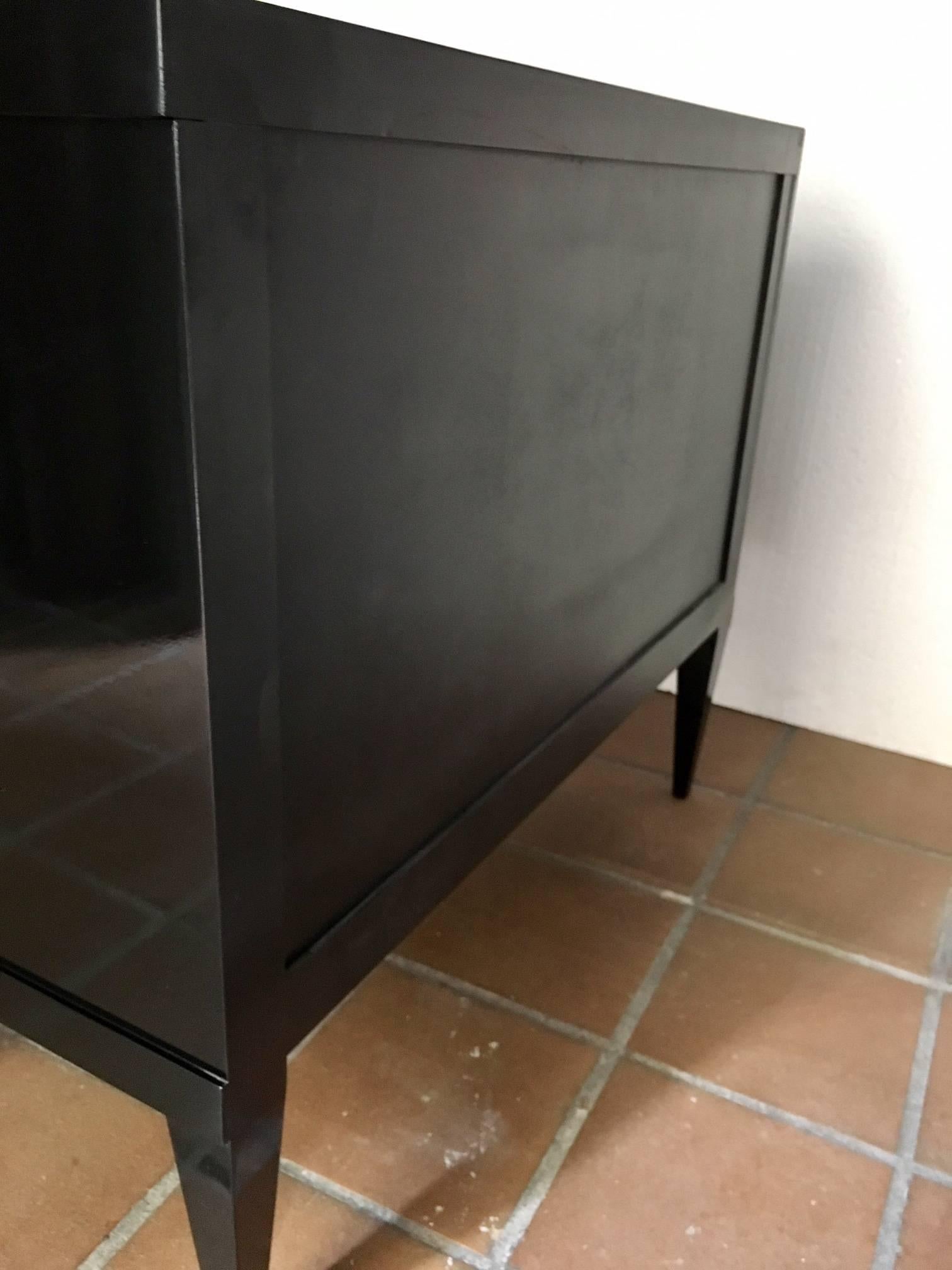 Pair of Black Lacquered Biedermeier Style Commodes In Excellent Condition In Madrid, ES