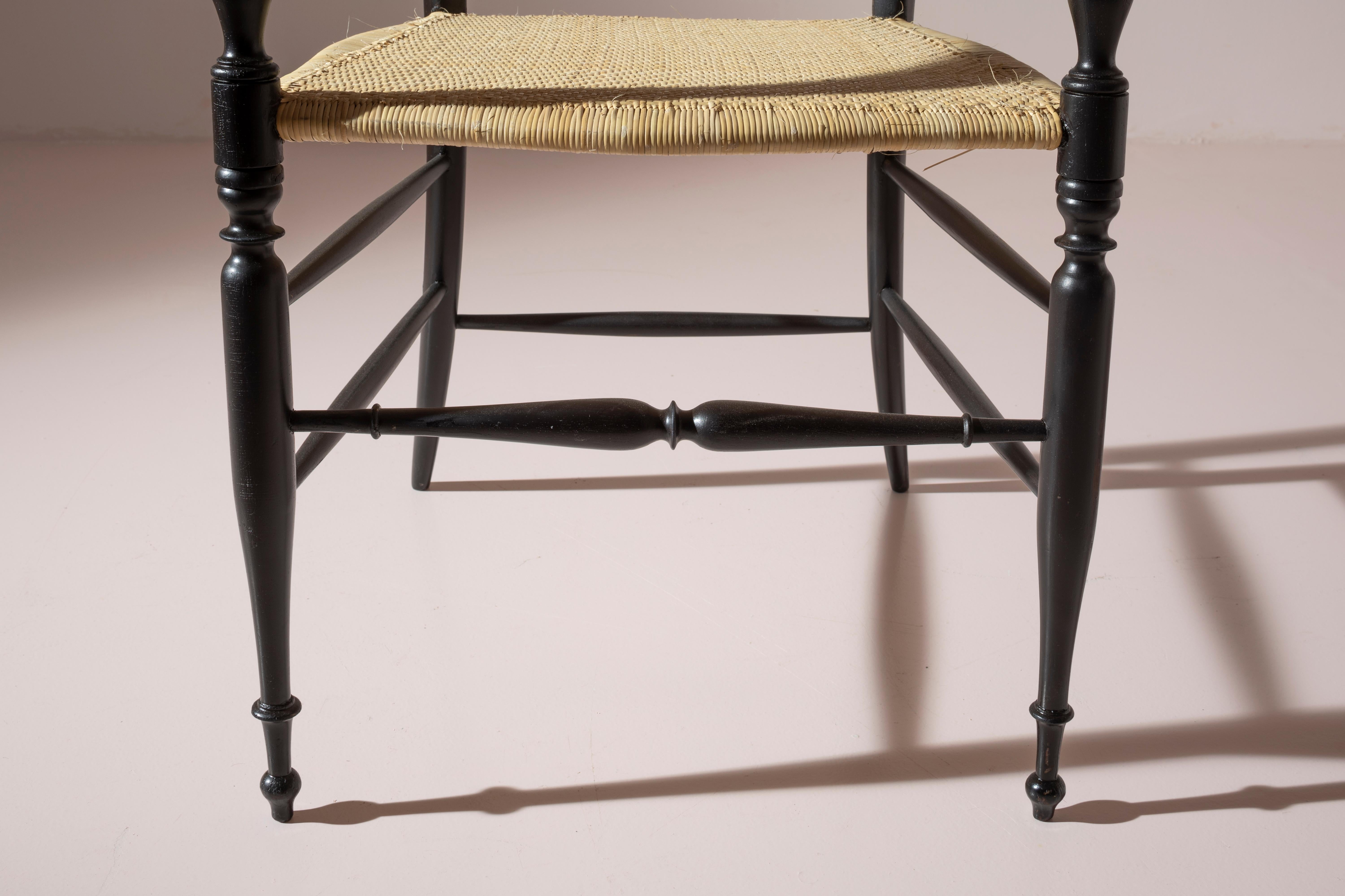 Paire de fauteuils Campanino laqués noirs, Enzo Rotella, Chiavari, Italie années 1950 en vente 6