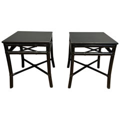 Paire de tables d'appoint en faux bambou laqué noir de Gasparucci