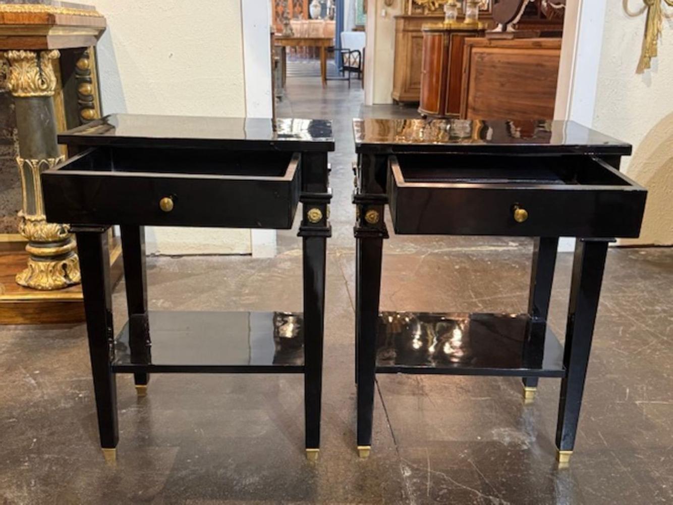 Italian Pair of Black Lacquered Jansen Manner Side Tables For Sale