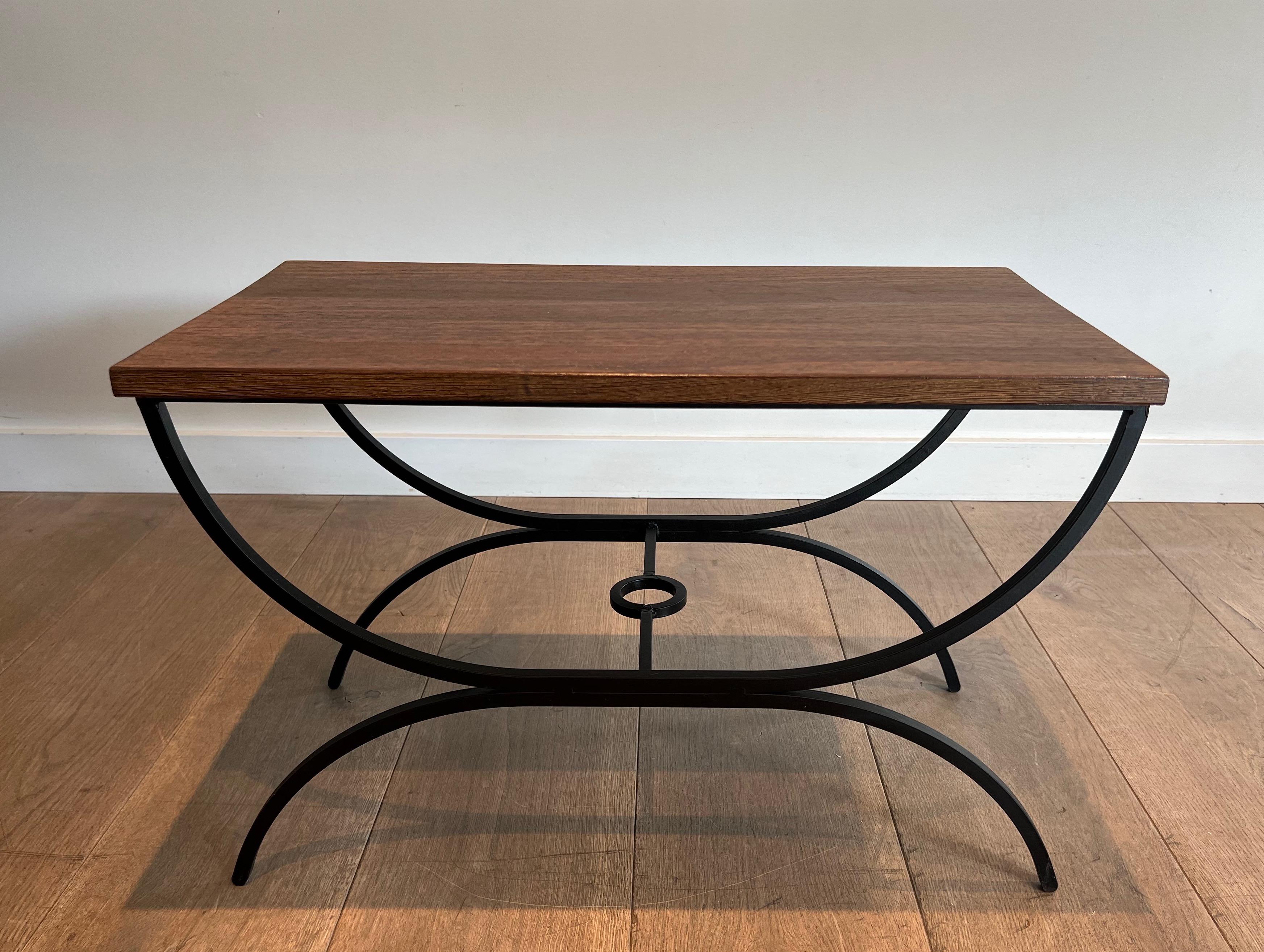 Paire de tables d'appoint en métal laqué noir et Wood Wood exotique en vente 5