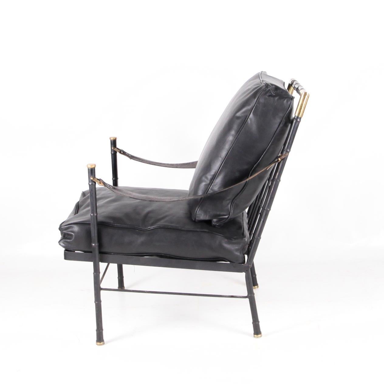 Brass Pair of black faux bamboo lacquered metal armchairs in brass, leather cushions 