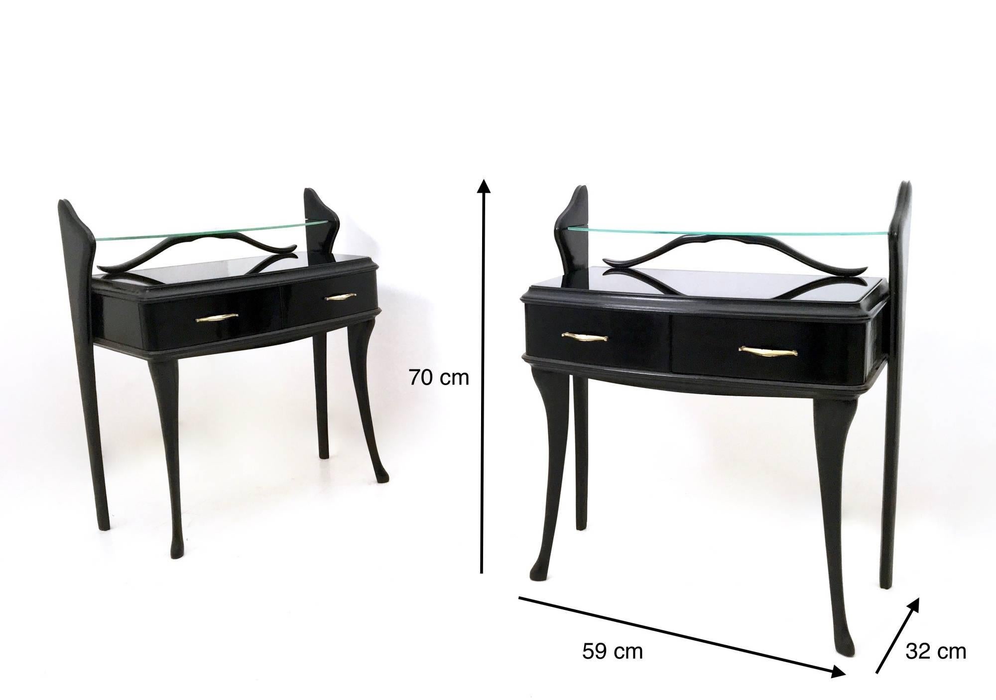 Pair of Vintage Black Lacquered Wood Nightstands with Glass Tops, Italy 5