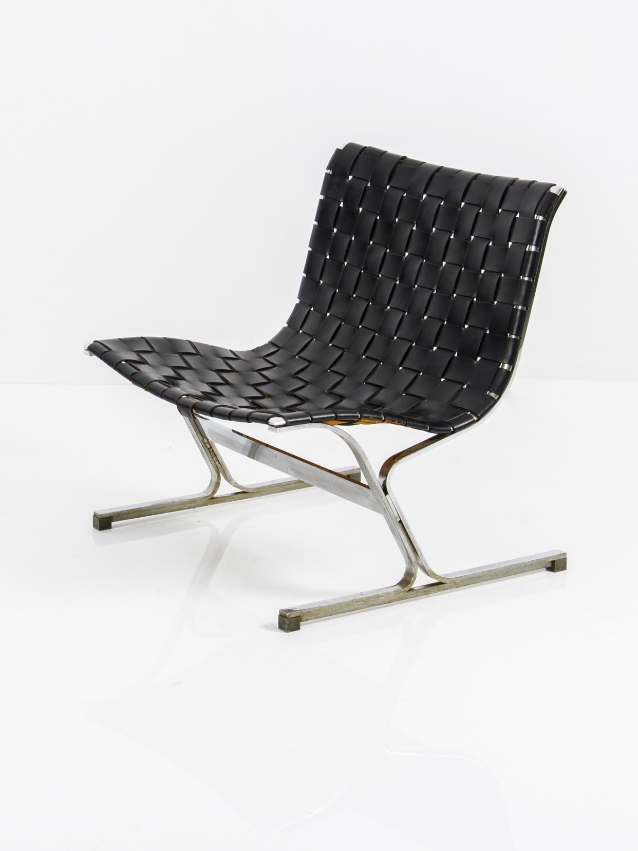 Mid-Century Modern Pair of Black Leathear Lounge Chairs Designed by Ross Littel