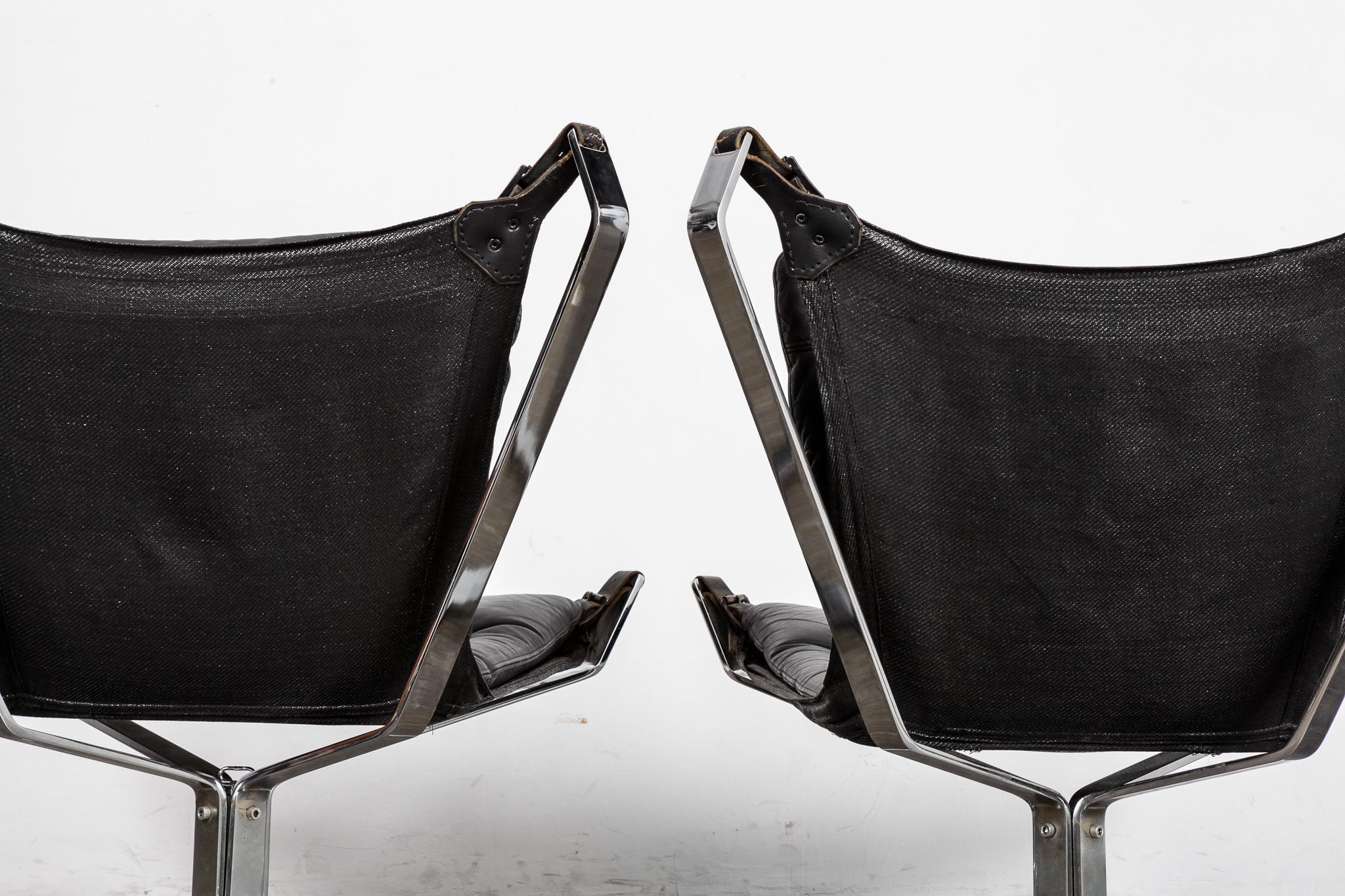 Pair of Black Leather and Chrome Flat Bar 'Falcon' Style Chairs, Denmark, 1960s. In Good Condition In North Hollywood, CA