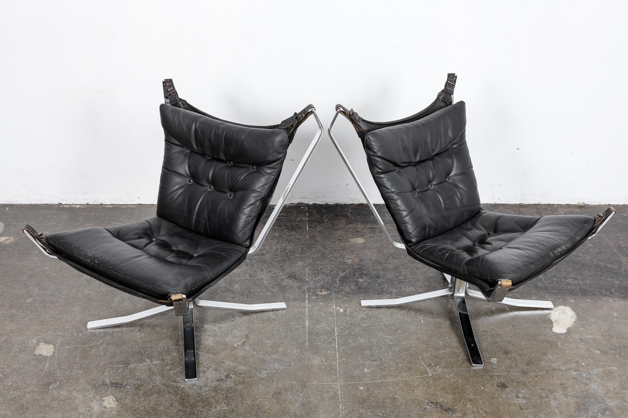 Pair of Black Leather and Chrome Flat Bar 'Falcon' Style Chairs, Denmark, 1960s. 2