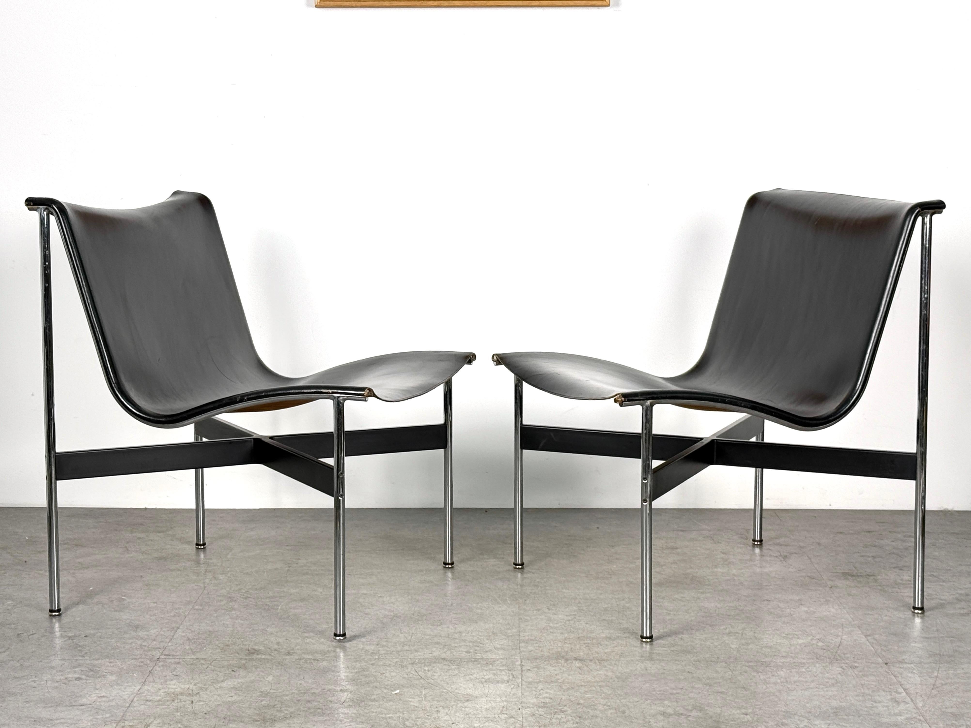 American Pair of Black Leather and Chromed Steel New York Sling Lounge Chairs by Laverne For Sale