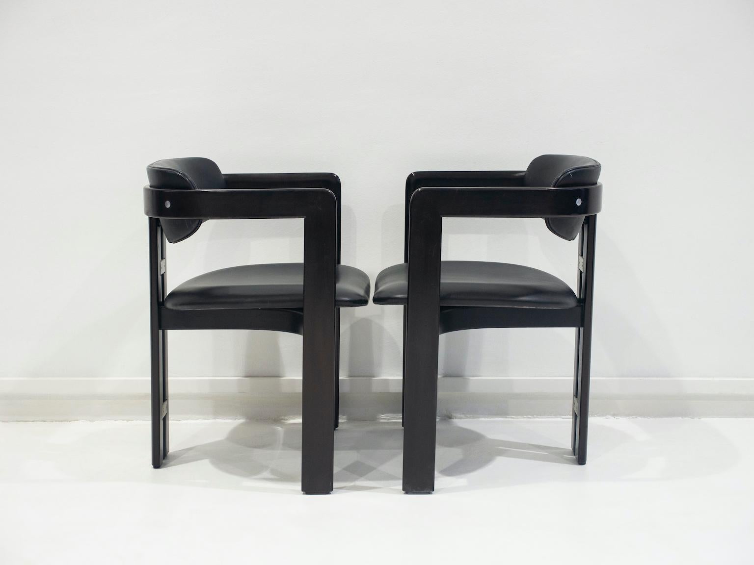 Pair of Black Leather and Wood Chairs by Augusto Savini for Pozzi 12