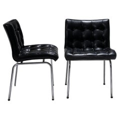 Paire de fauteuils en cuir noir, René-Jean Caillette, années 1960