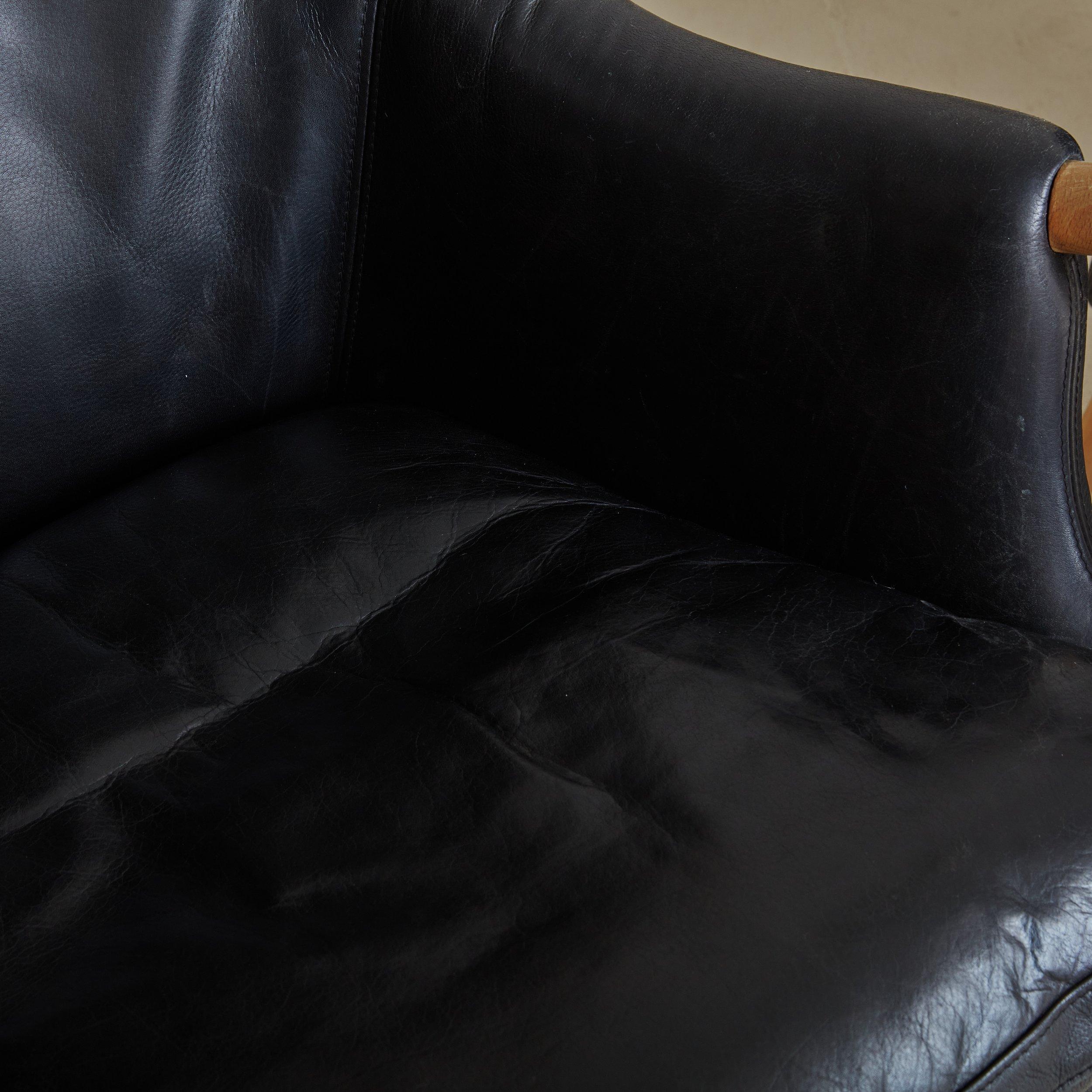Paire de fauteuils en cuir noir avec pouf par Søren Nissen & Ebbe Gehl en vente 4