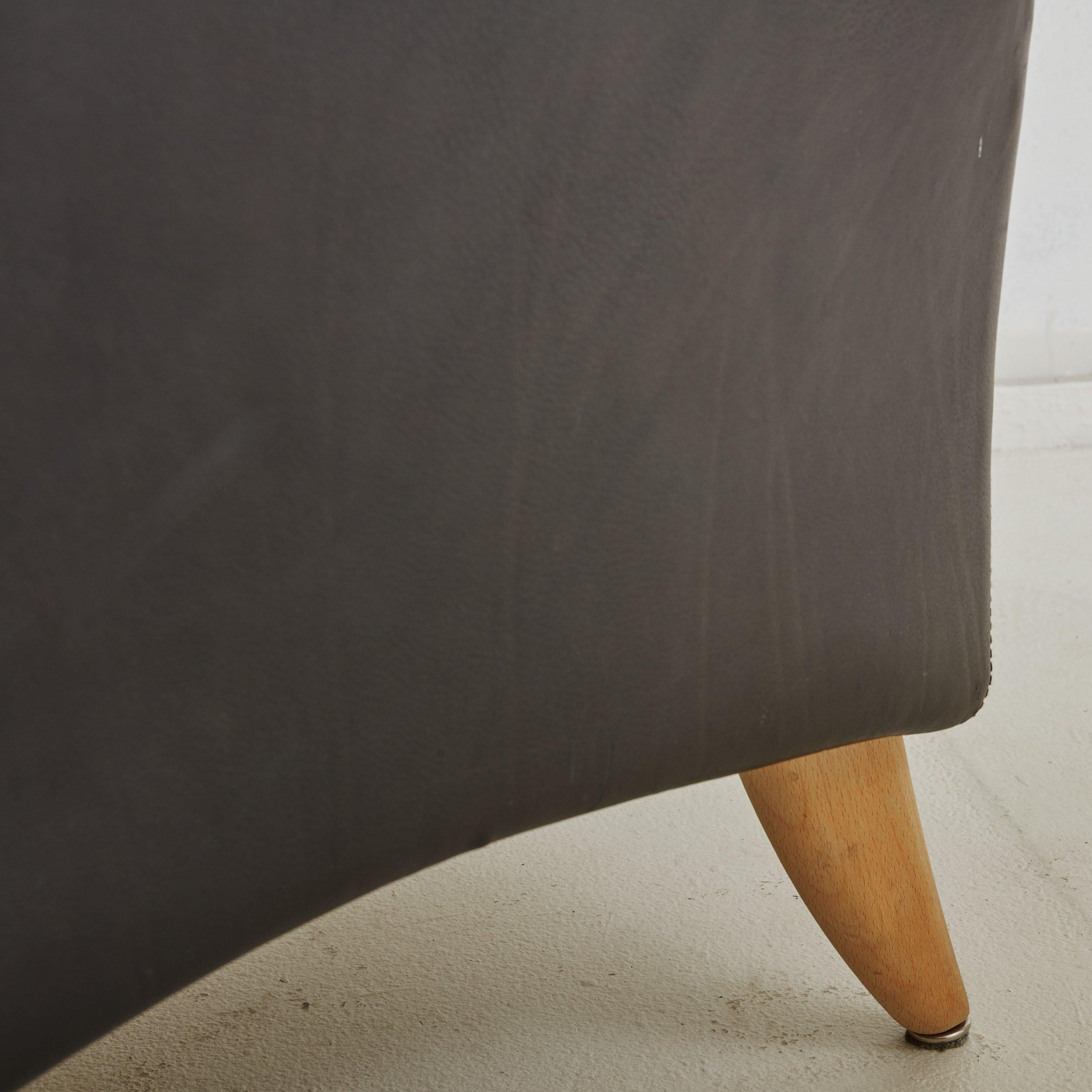 Paire de fauteuils en cuir noir avec pouf par Søren Nissen & Ebbe Gehl Bon état - En vente à Chicago, IL