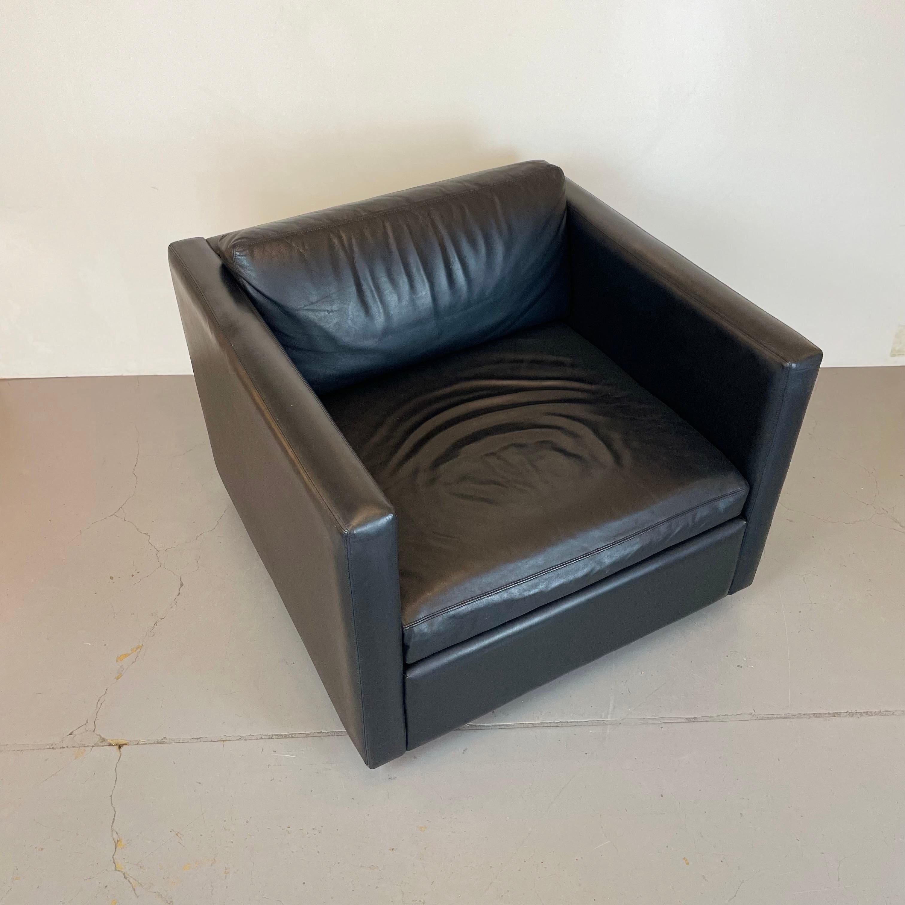 Pair of Black Leather Club-Chairs by Charles Pfister for Knoll, 1980s en vente 8