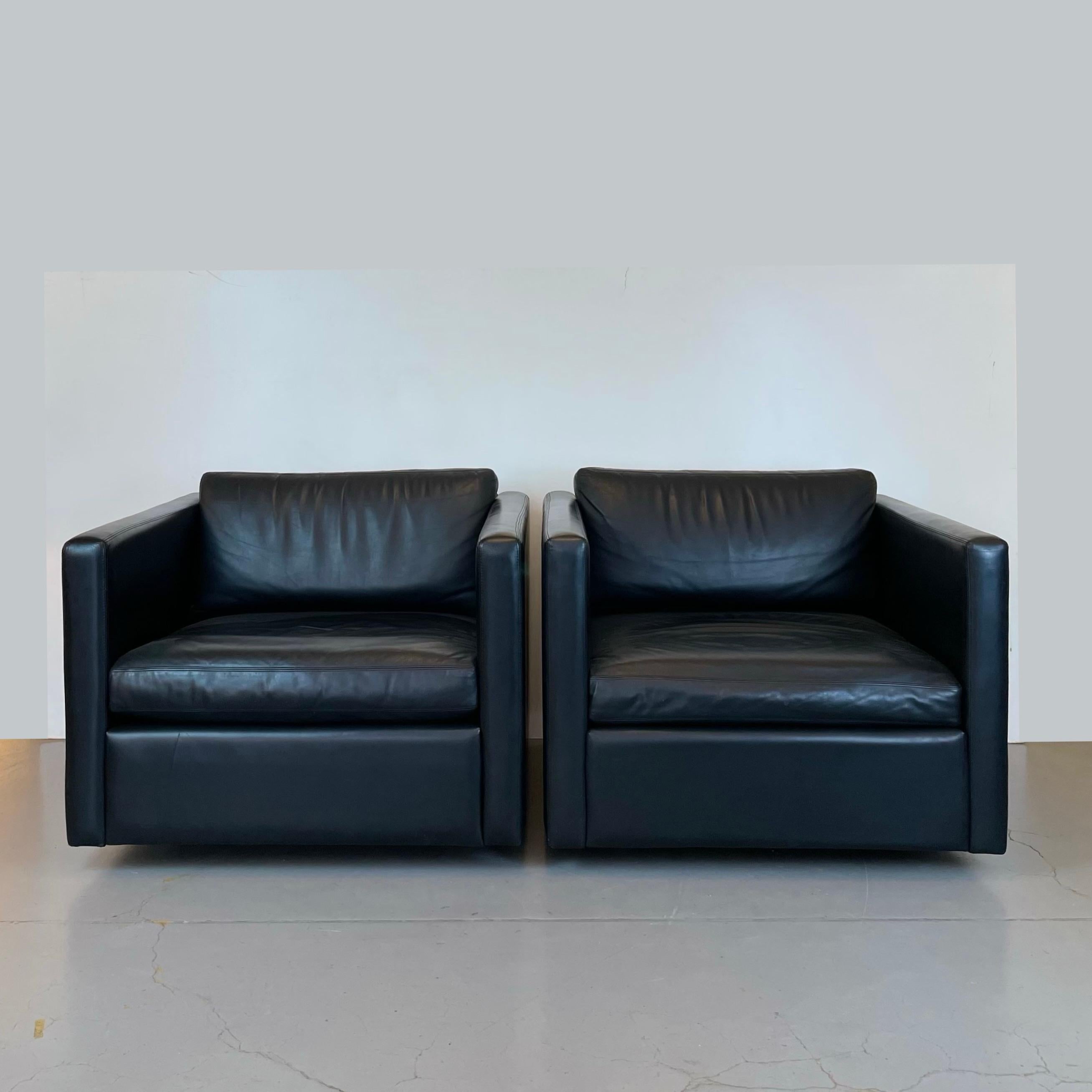 Pair of Black Leather Club-Chairs by Charles Pfister for Knoll, 1980s en vente 2