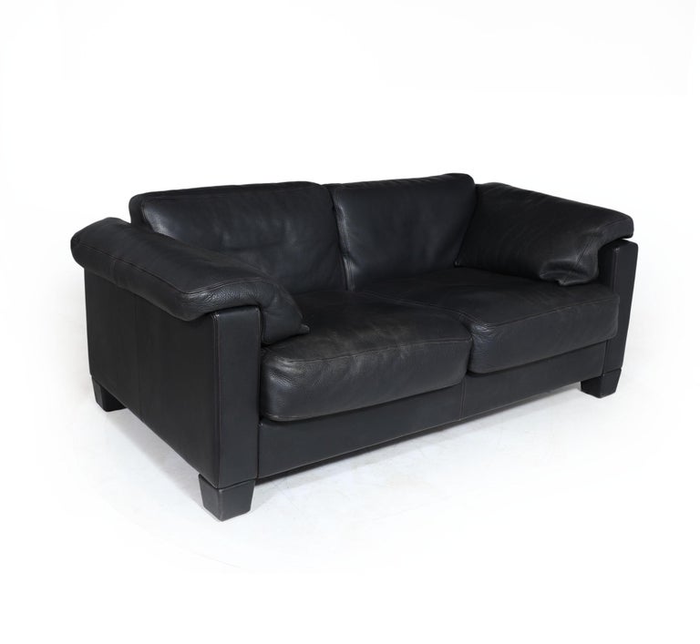 Pair of Black Leather De Sede Sofas In Good Condition For Sale In Paddock Wood Tonbridge, GB