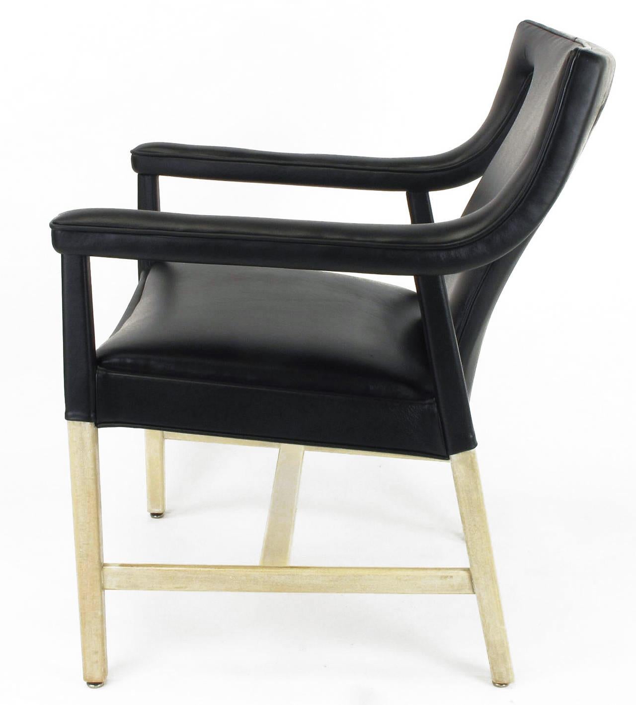 Glazed Pair of Black Leather Ejner Larsen and Aksel Bender Madsen Lounge Chair LP48