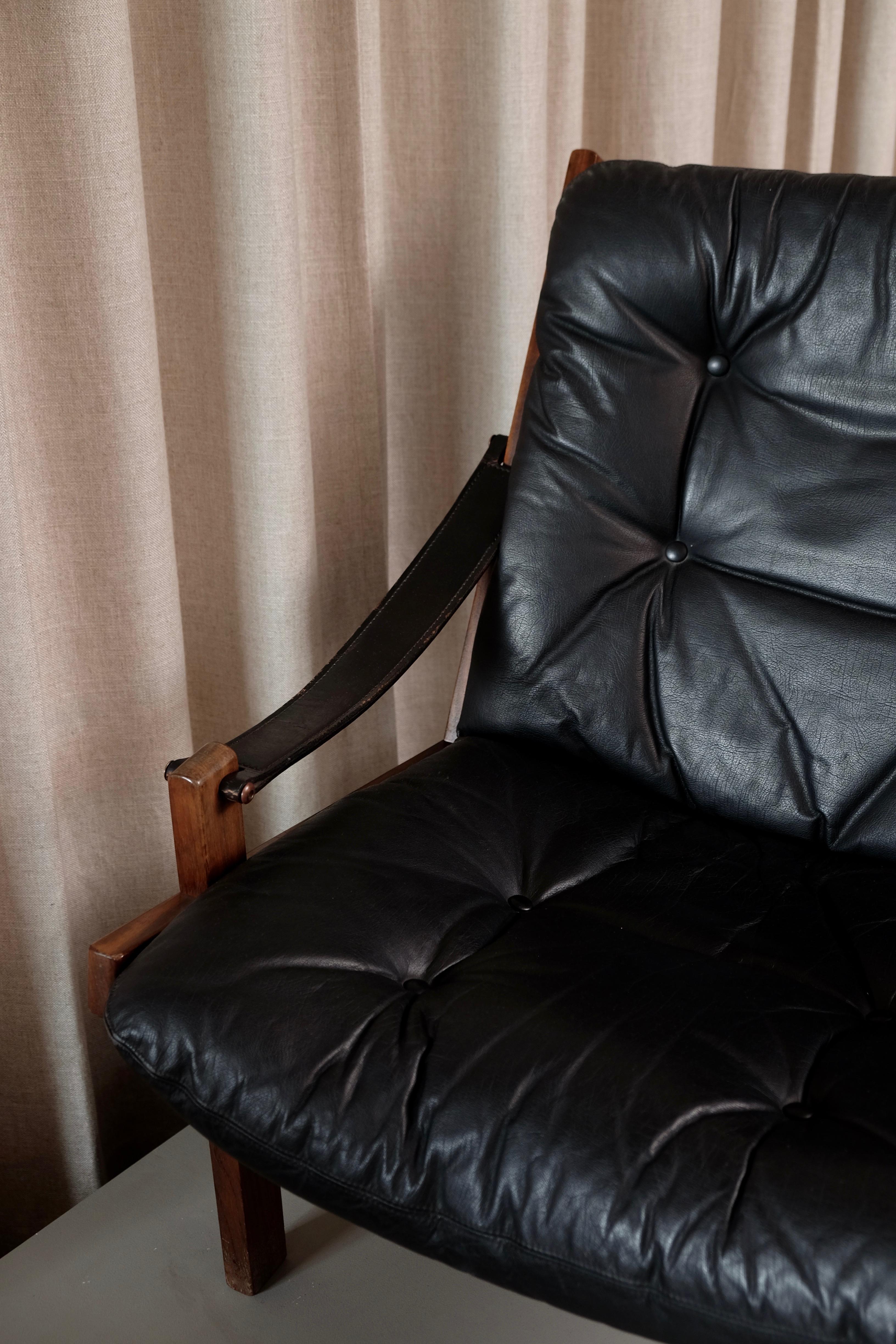 Scandinavian Modern Pair of Black Leather Hunter Easy Chairs by Torbjørn Afdal, 1960s