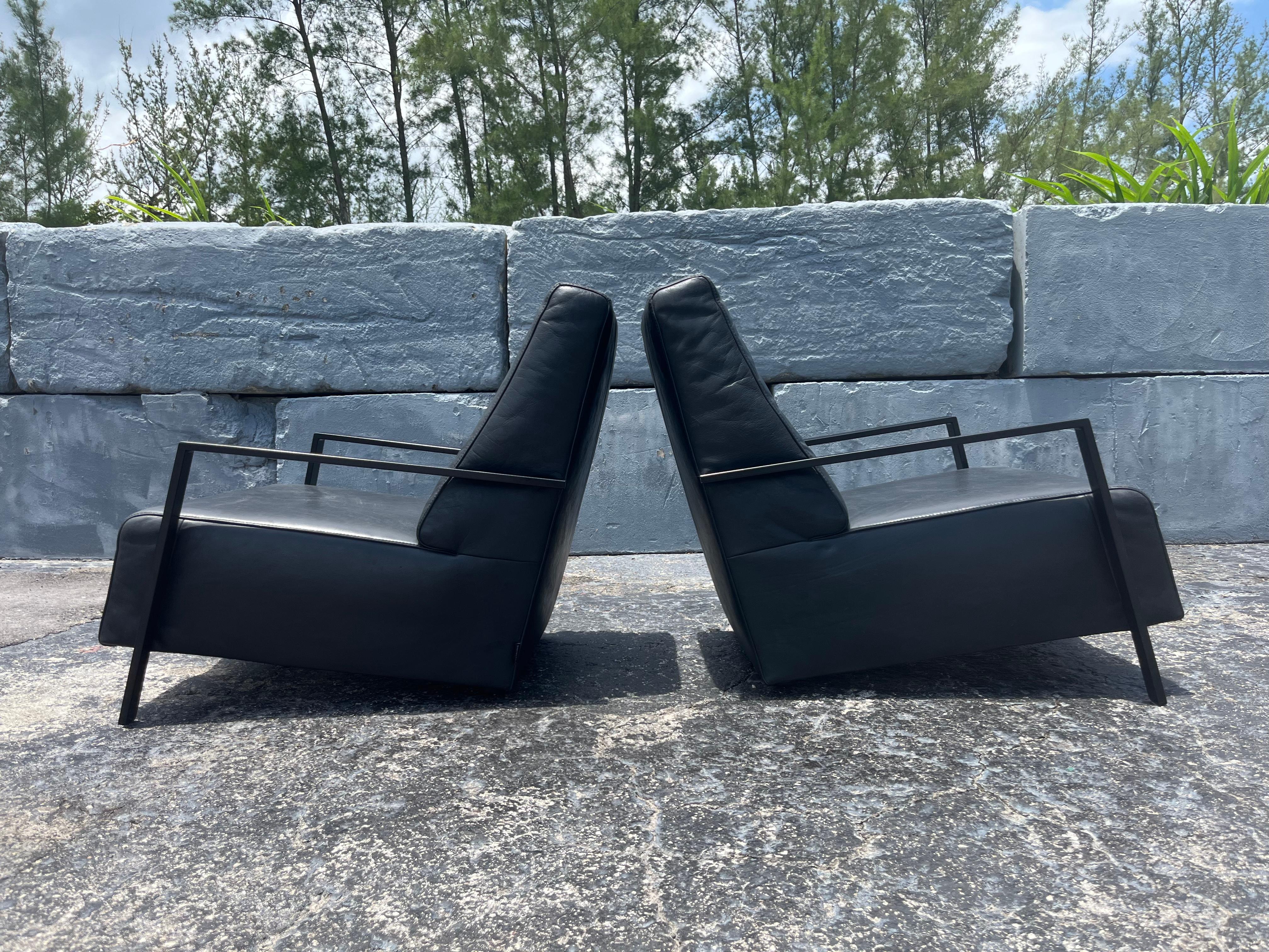 Pareja de sillones de cuero negro de Bullfrog Alemania, Kurt Beier Alemán en venta