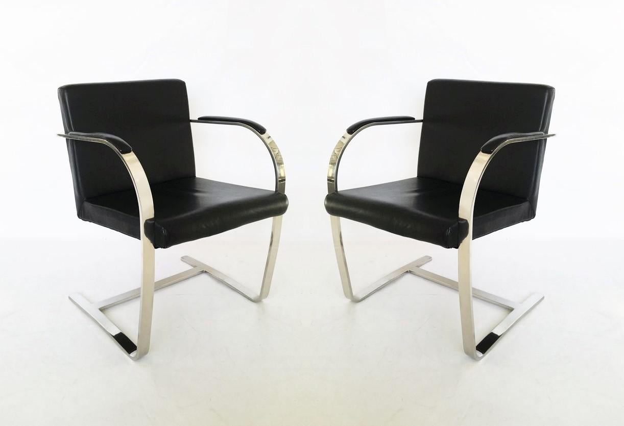 Mid-Century Modern Pair of Black Leather Ludwig Mies van der Rohe Flat Bar Brno Chairs