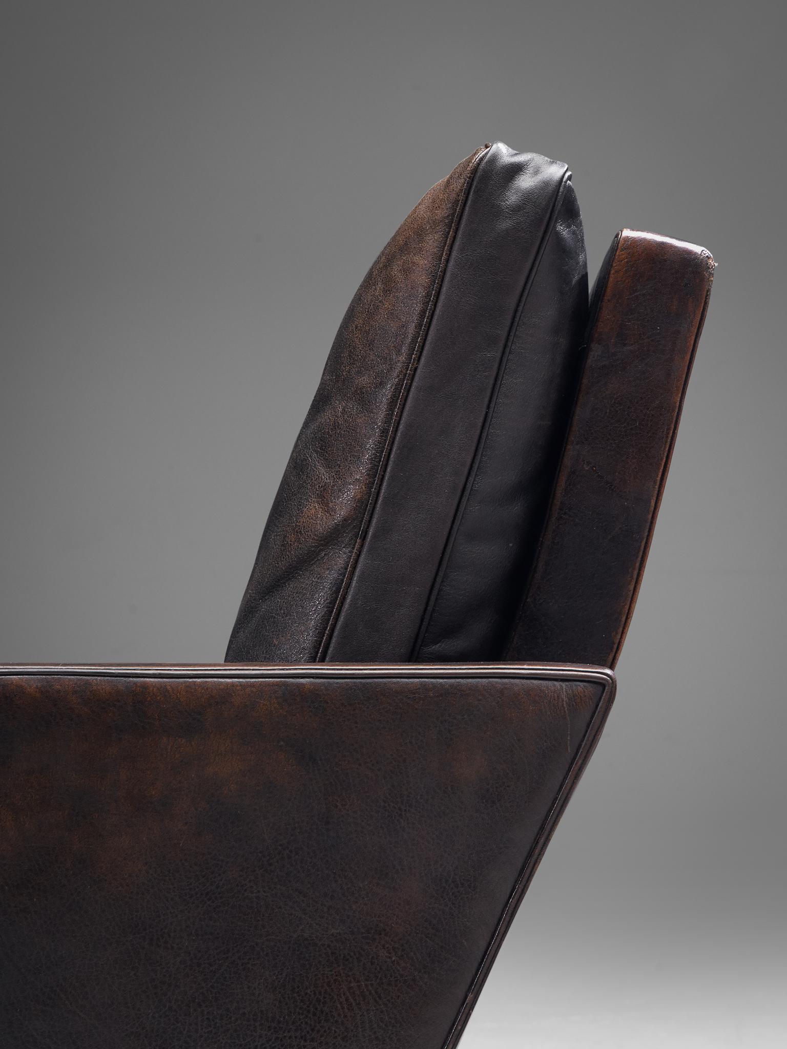 Pair of Poul Kjaerholm PK31-1 Lounge Chairs in Original Black Leather 1