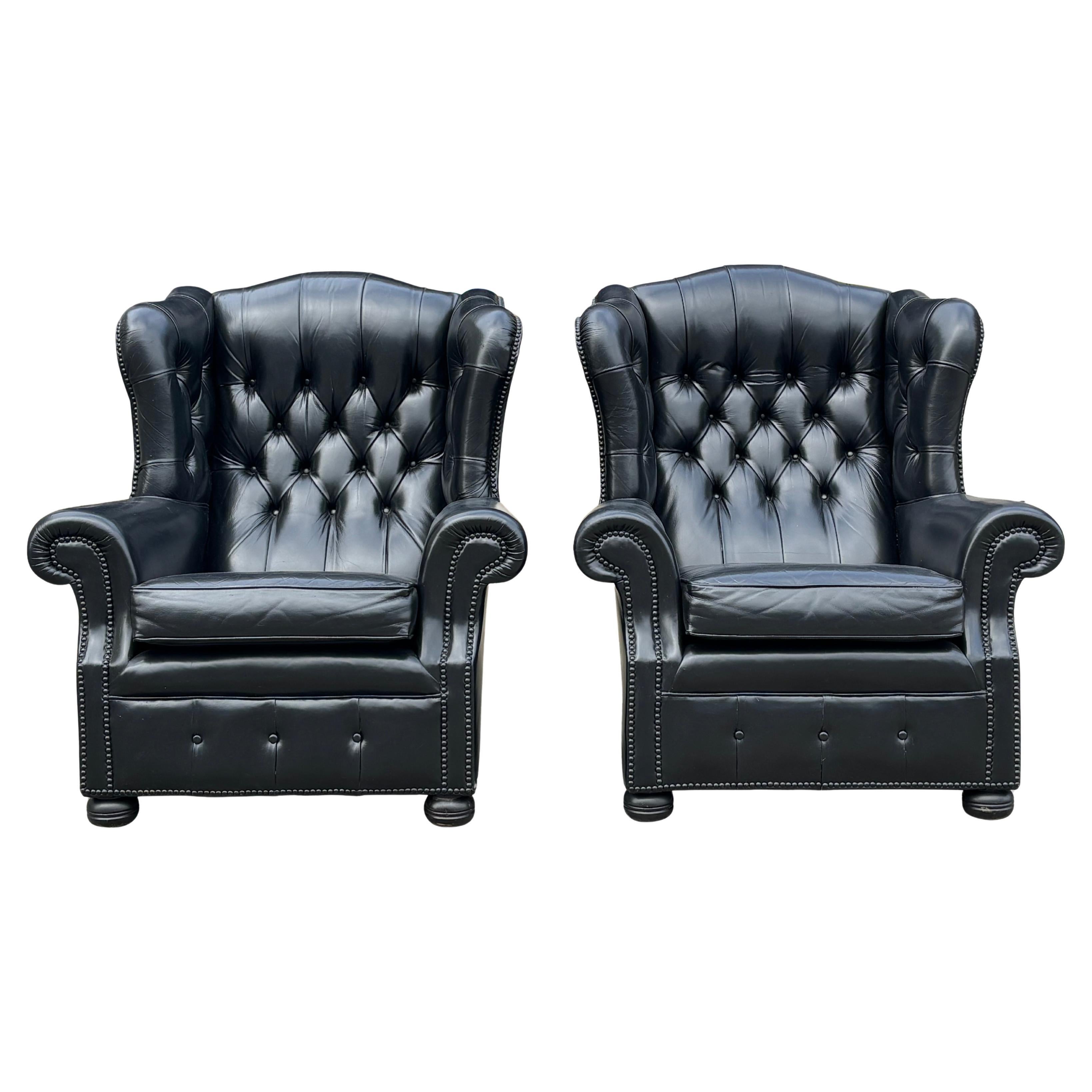 What colors go well with brown leather furniture?