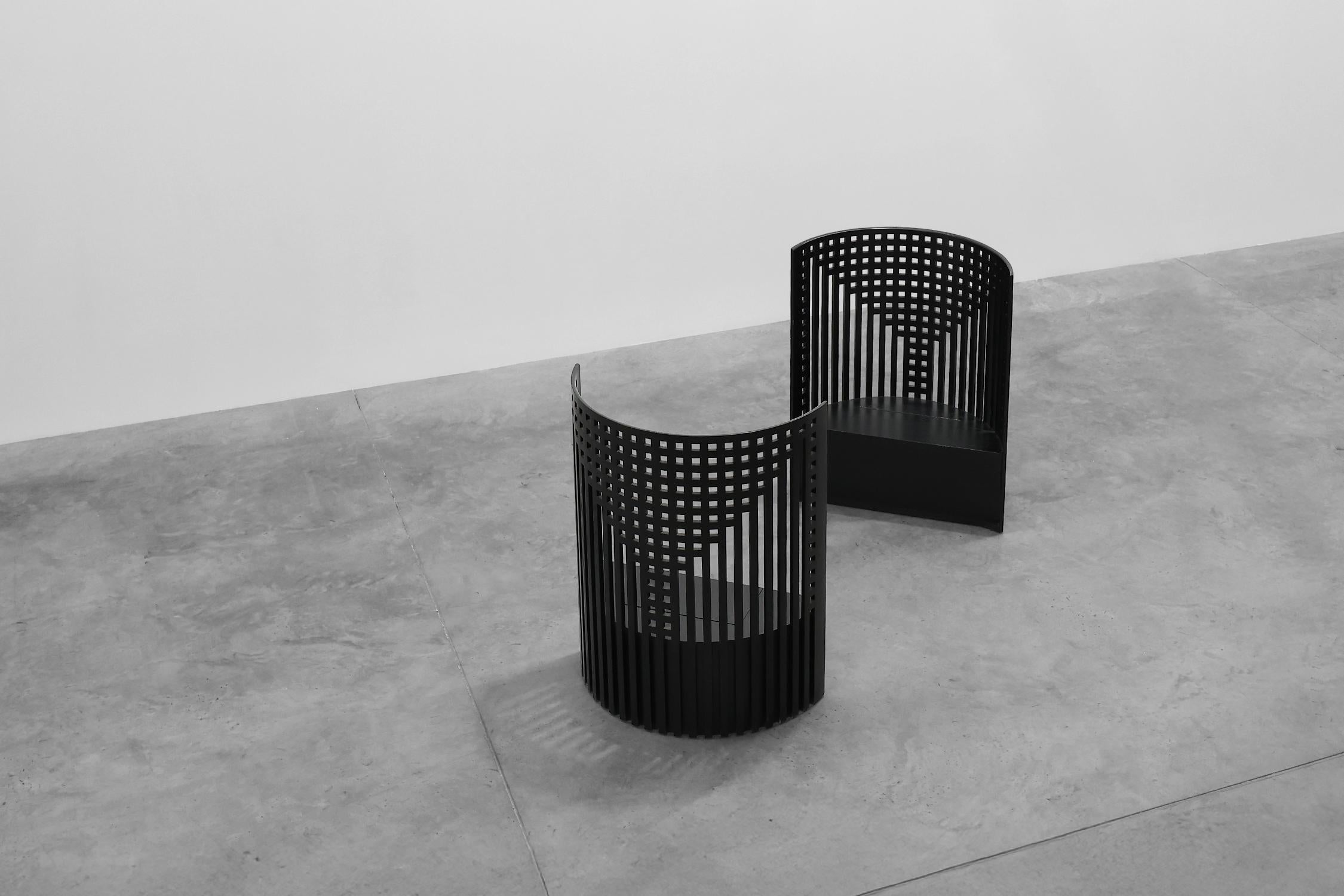 Frêne Paire de chaises Mackintosh Willow noires par Atelier International, Italie 1980 en vente
